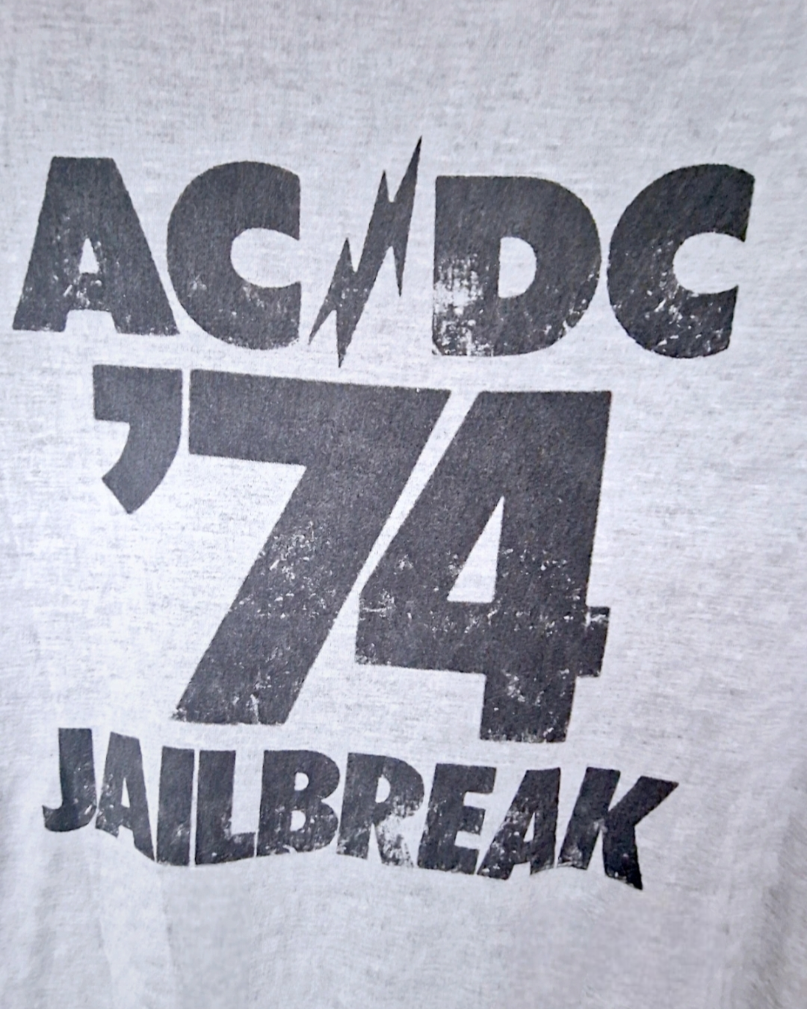 Tee-shirt AC↯DC                                   IKKS - 𝐌𝐚𝐫𝐢𝐧𝐚𝟒𝟒𝐟𝐚𝐦𝐢𝐥𝐲