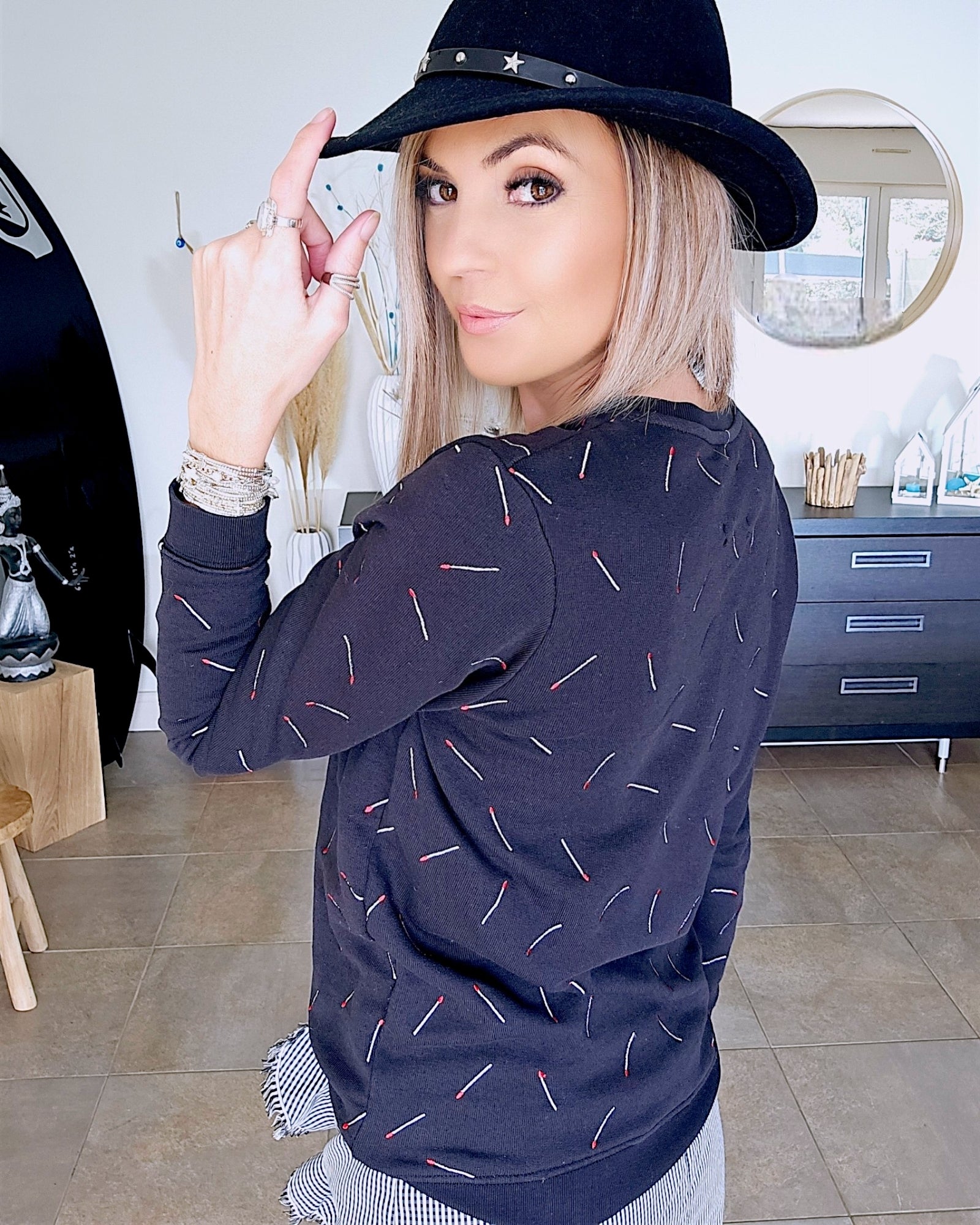 Sweat allumettes                                 ZOE KARSSEN - 𝐌𝐚𝐫𝐢𝐧𝐚𝟒𝟒𝐟𝐚𝐦𝐢𝐥𝐲