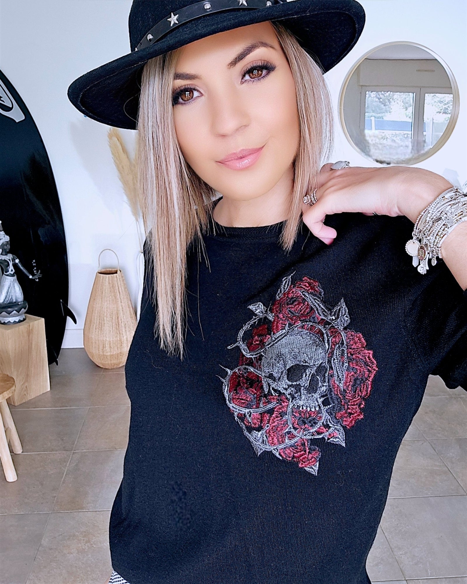 Pull noir skull                                       THE KOOPLES - 𝐌𝐚𝐫𝐢𝐧𝐚𝟒𝟒𝐟𝐚𝐦𝐢𝐥𝐲