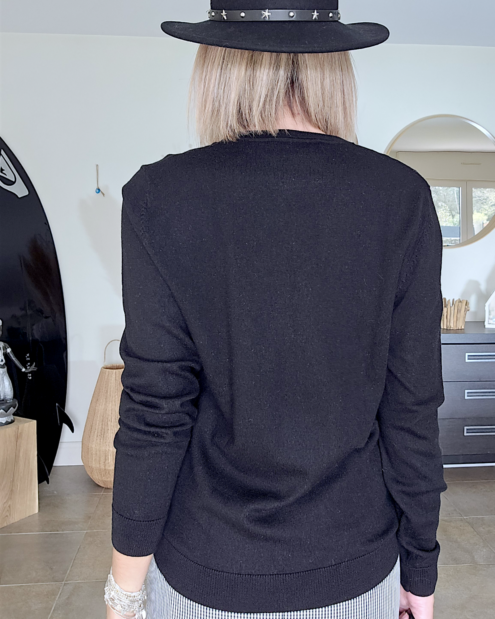 Pull noir skull                                       THE KOOPLES - 𝐌𝐚𝐫𝐢𝐧𝐚𝟒𝟒𝐟𝐚𝐦𝐢𝐥𝐲