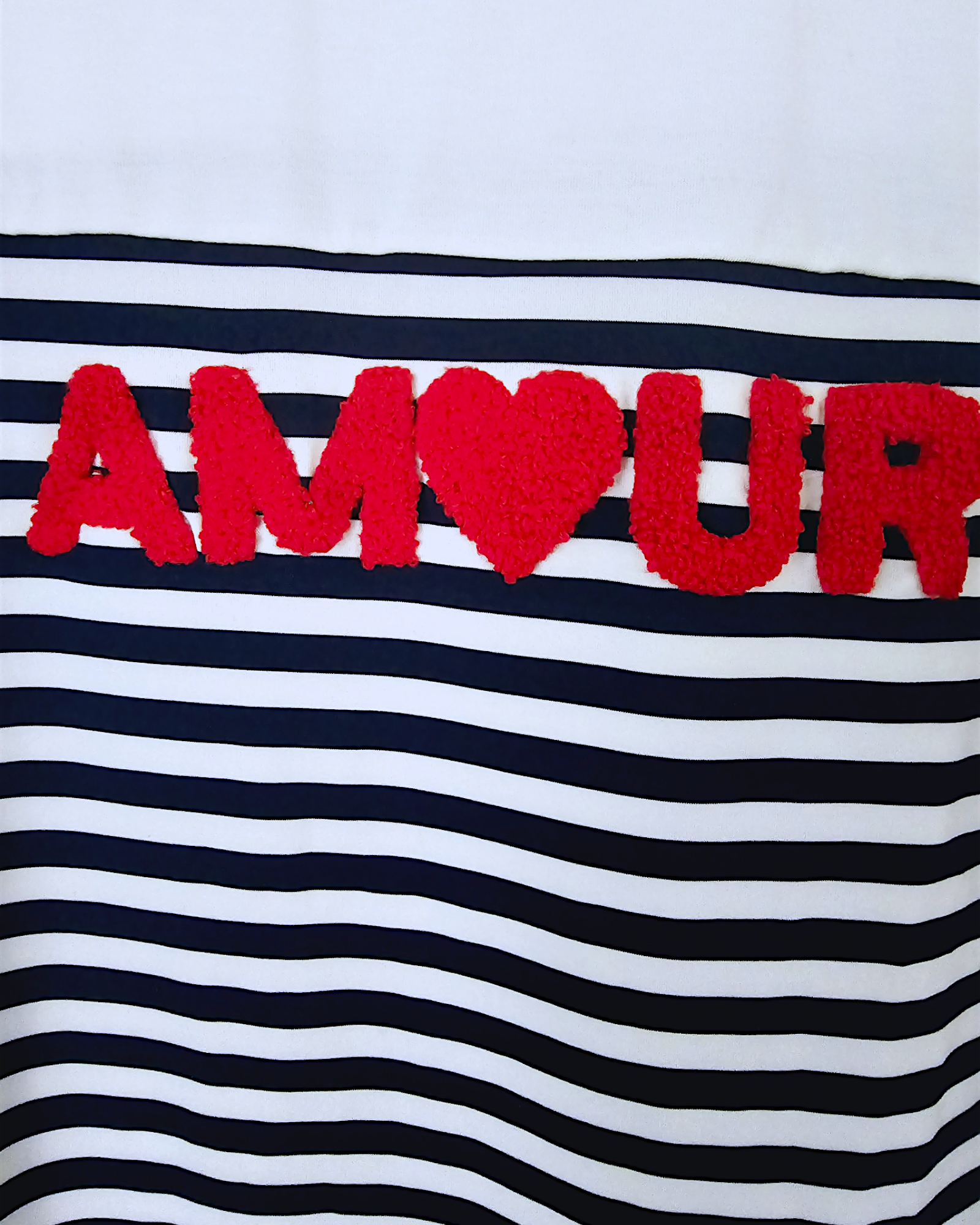 Tee-shirt AMOUR - 𝐌𝐚𝐫𝐢𝐧𝐚𝟒𝟒𝐟𝐚𝐦𝐢𝐥𝐲