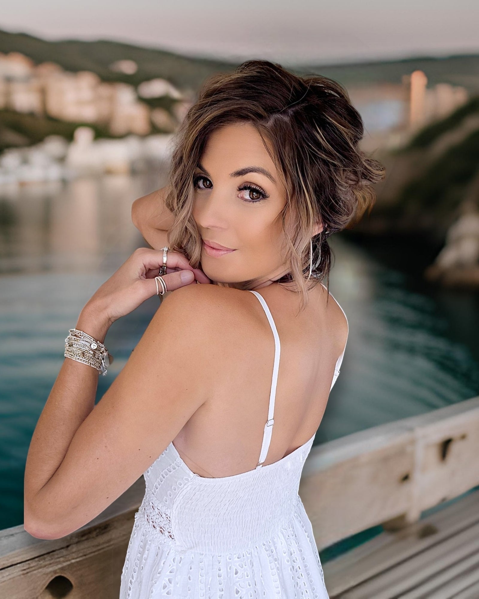 Robe bohème blanche - 𝐌𝐚𝐫𝐢𝐧𝐚𝟒𝟒𝐟𝐚𝐦𝐢𝐥𝐲
