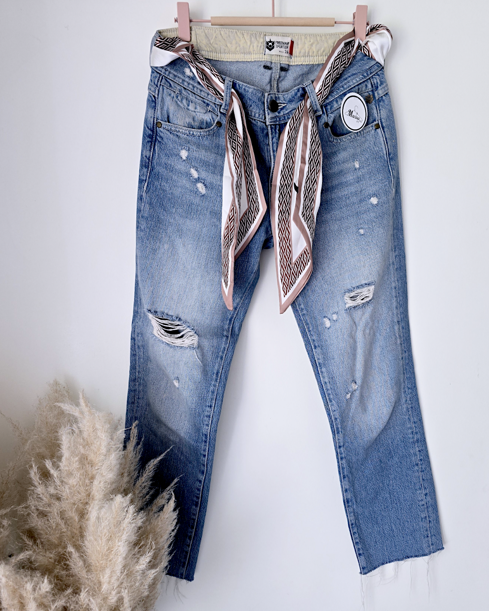 Jean bleu 7/8è + ruban - 𝐌𝐚𝐫𝐢𝐧𝐚𝟒𝟒𝐟𝐚𝐦𝐢𝐥𝐲