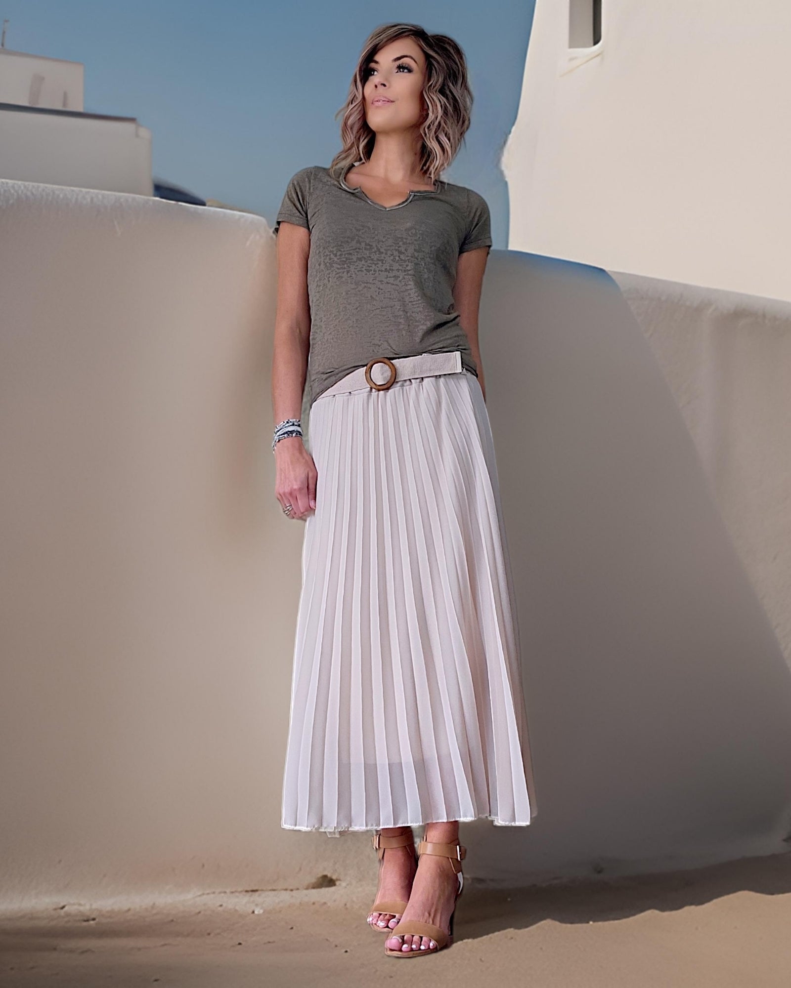 Jupe midi beige - 𝐌𝐚𝐫𝐢𝐧𝐚𝟒𝟒𝐟𝐚𝐦𝐢𝐥𝐲