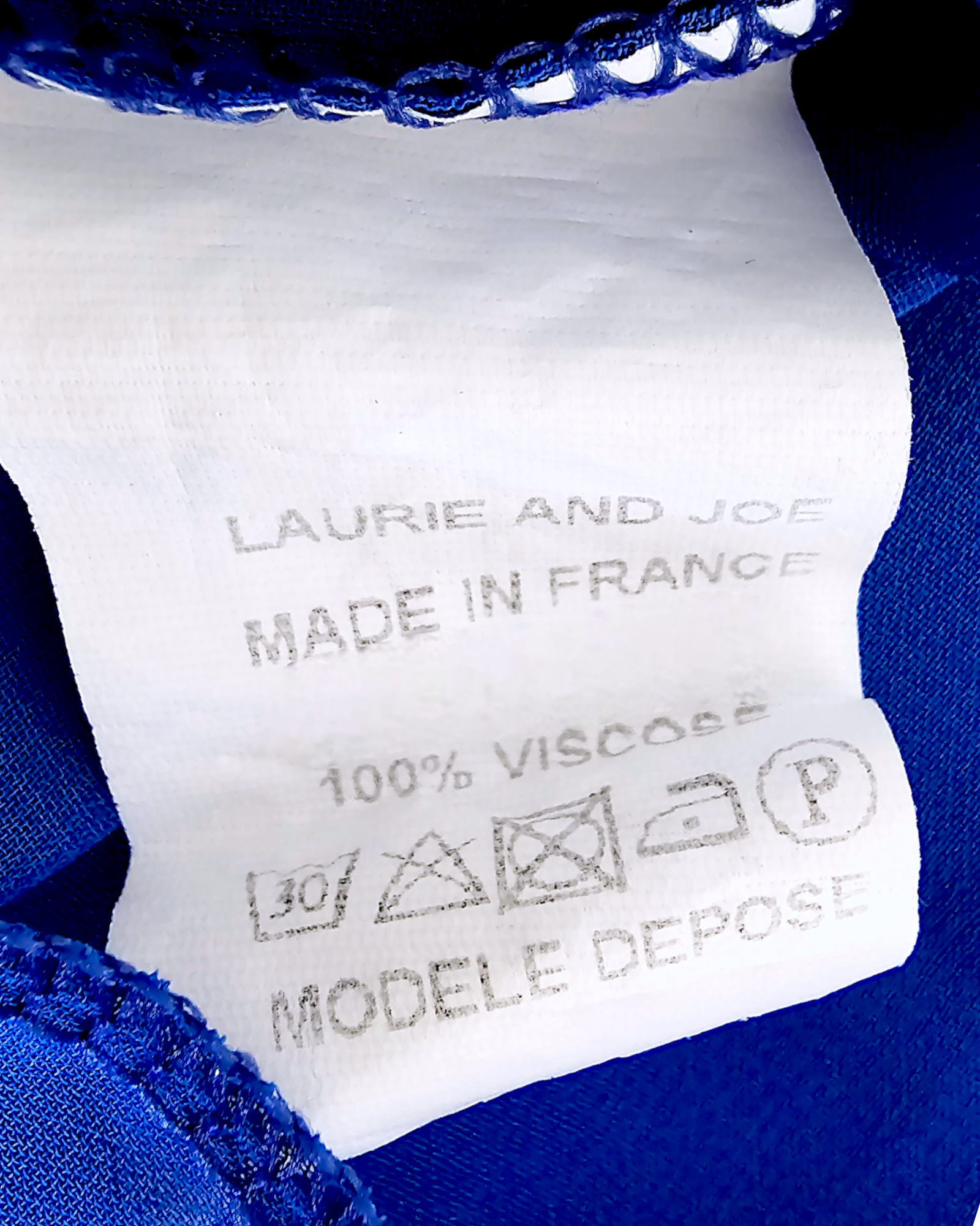 Blouse fluide bleu roi - 𝐌𝐚𝐫𝐢𝐧𝐚𝟒𝟒𝐟𝐚𝐦𝐢𝐥𝐲