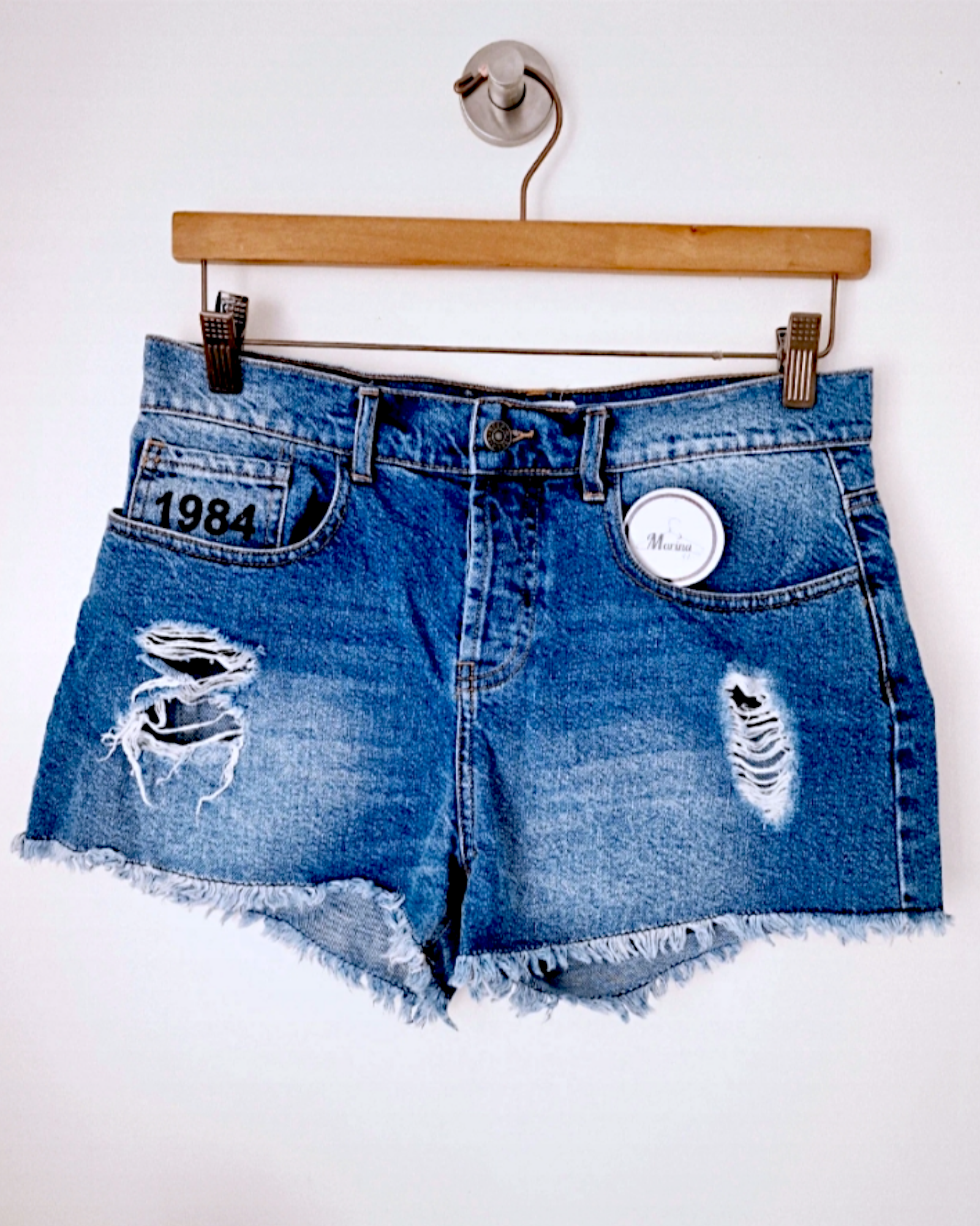 Short en denim bleu - 𝐌𝐚𝐫𝐢𝐧𝐚𝟒𝟒𝐟𝐚𝐦𝐢𝐥𝐲