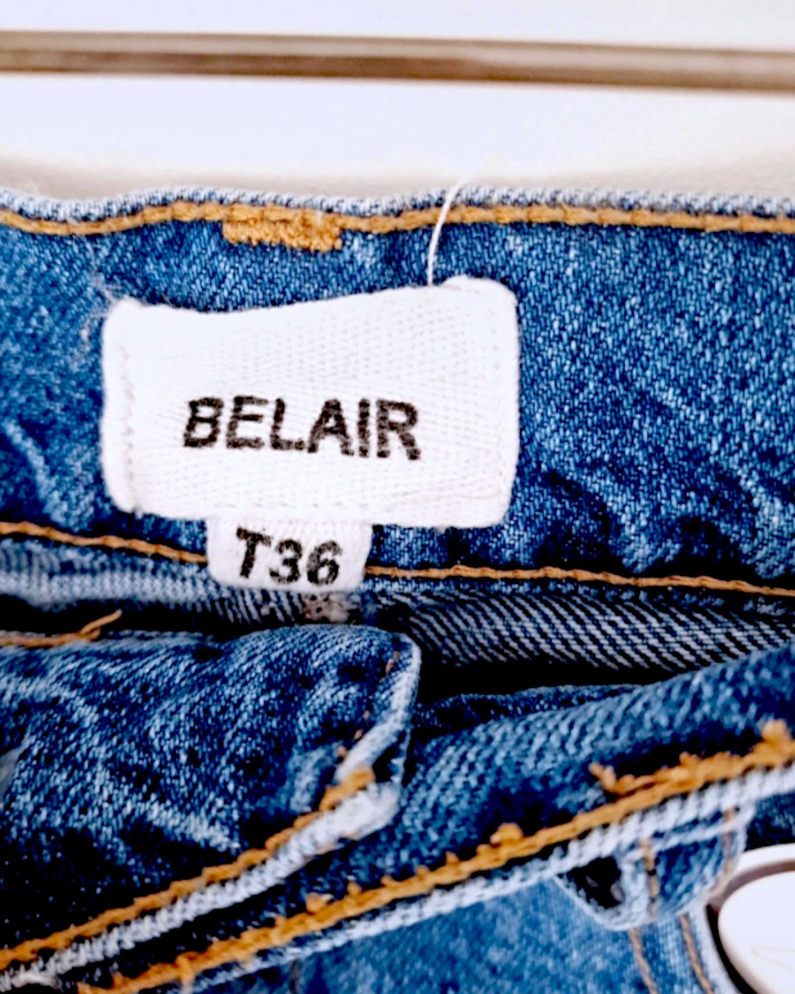 Short en denim bleu - 𝐌𝐚𝐫𝐢𝐧𝐚𝟒𝟒𝐟𝐚𝐦𝐢𝐥𝐲