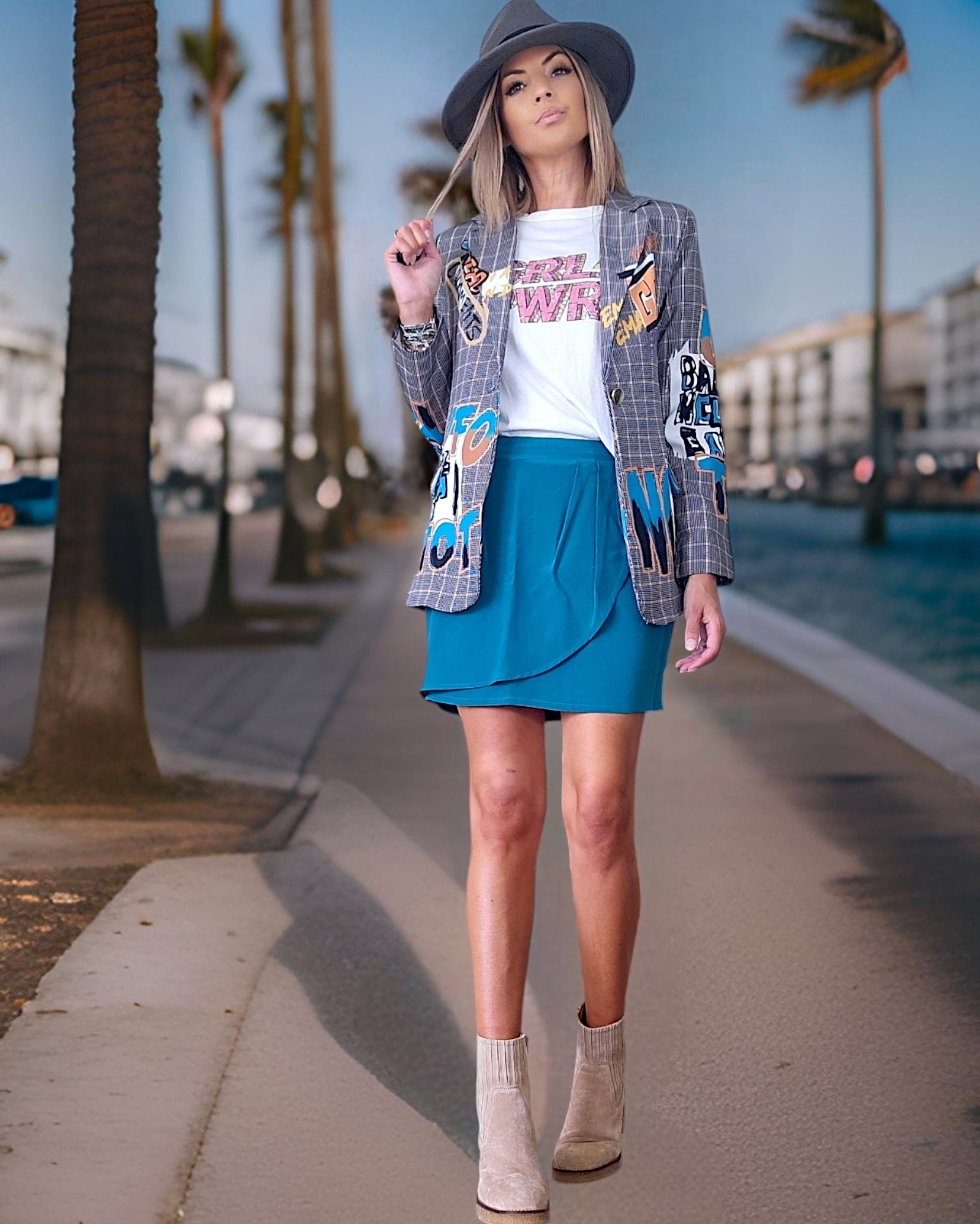 Tee-shirt girl power ⚡︎ - 𝐌𝐚𝐫𝐢𝐧𝐚𝟒𝟒𝐟𝐚𝐦𝐢𝐥𝐲