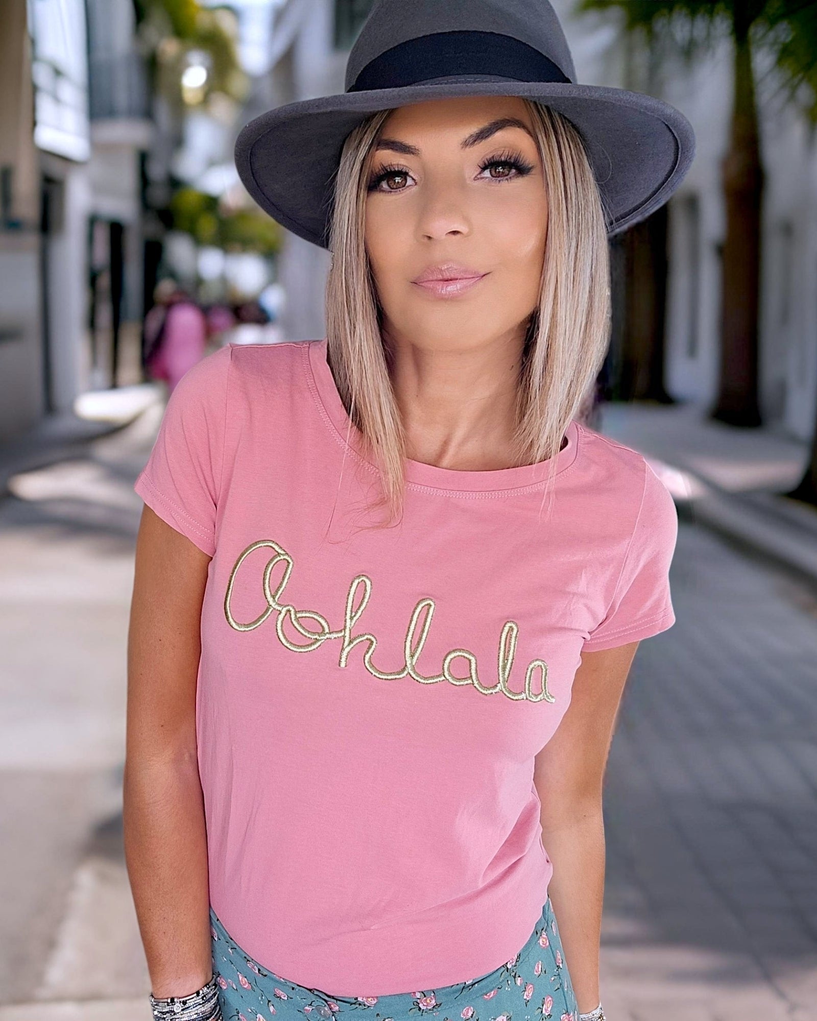 Tee-shirt rose ohlala - 𝐌𝐚𝐫𝐢𝐧𝐚𝟒𝟒𝐟𝐚𝐦𝐢𝐥𝐲
