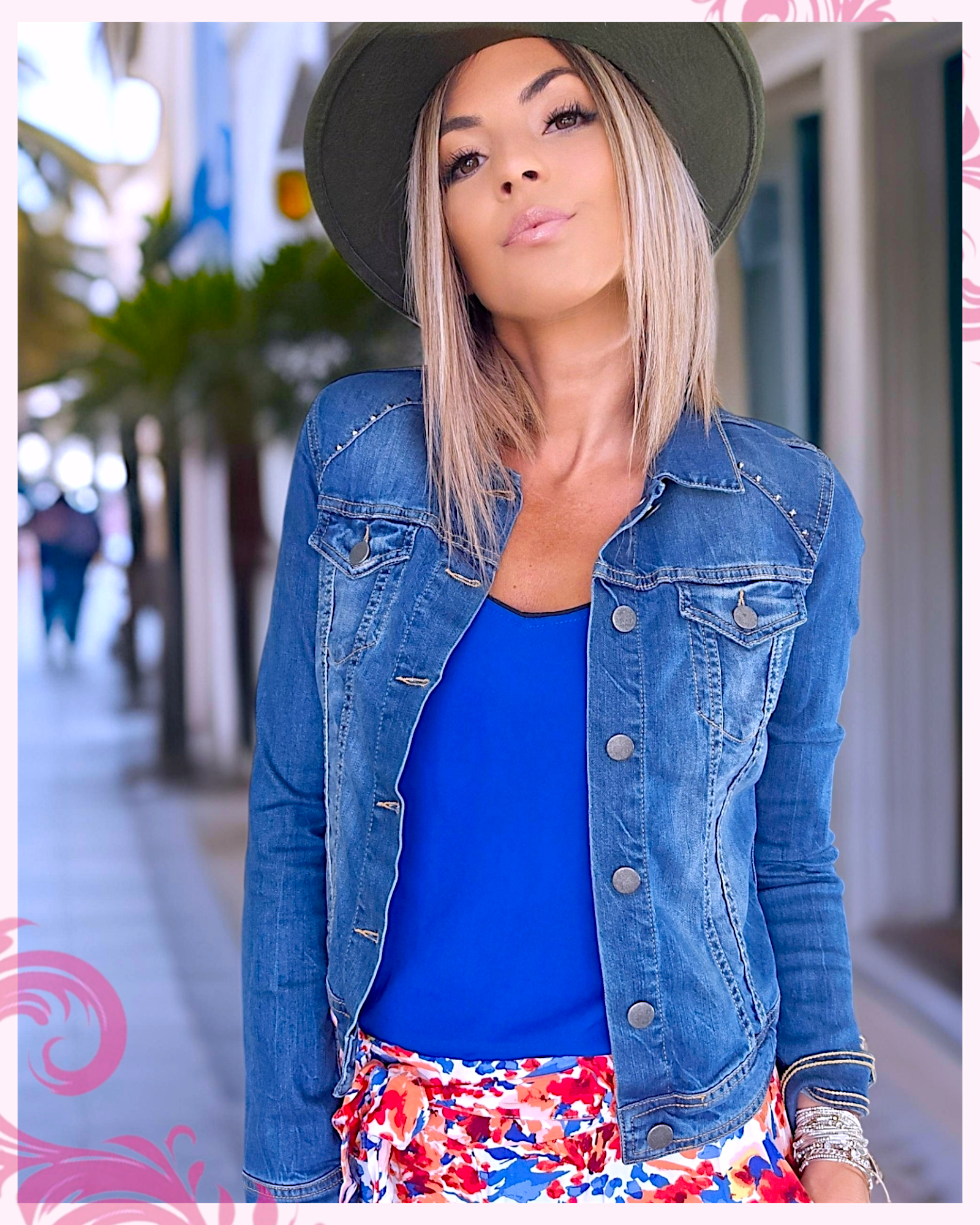 Veste cloutés en denim - 𝐌𝐚𝐫𝐢𝐧𝐚𝟒𝟒𝐟𝐚𝐦𝐢𝐥𝐲