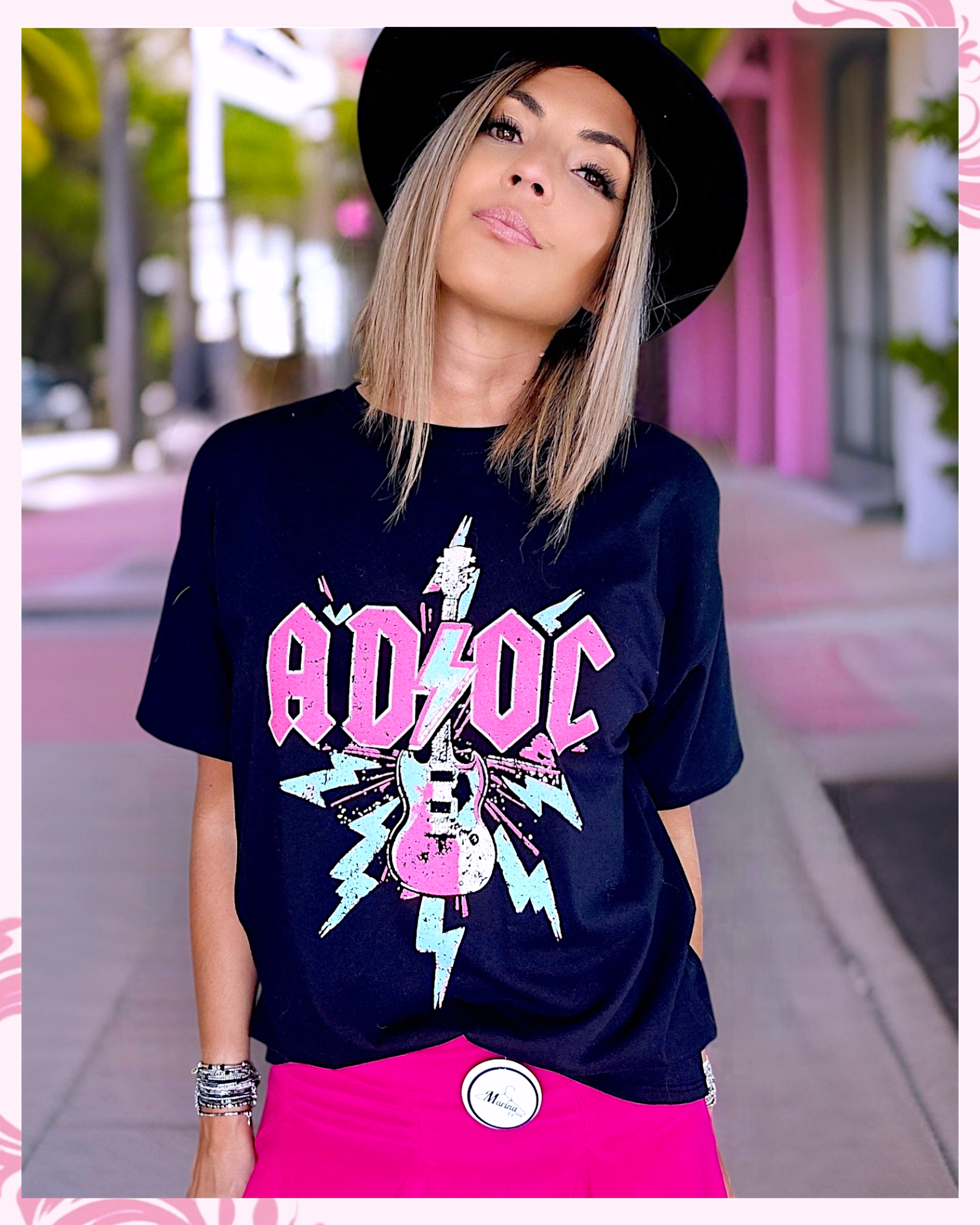 Tee-shirt noir AD⚡︎OC - 𝐌𝐚𝐫𝐢𝐧𝐚𝟒𝟒𝐟𝐚𝐦𝐢𝐥𝐲