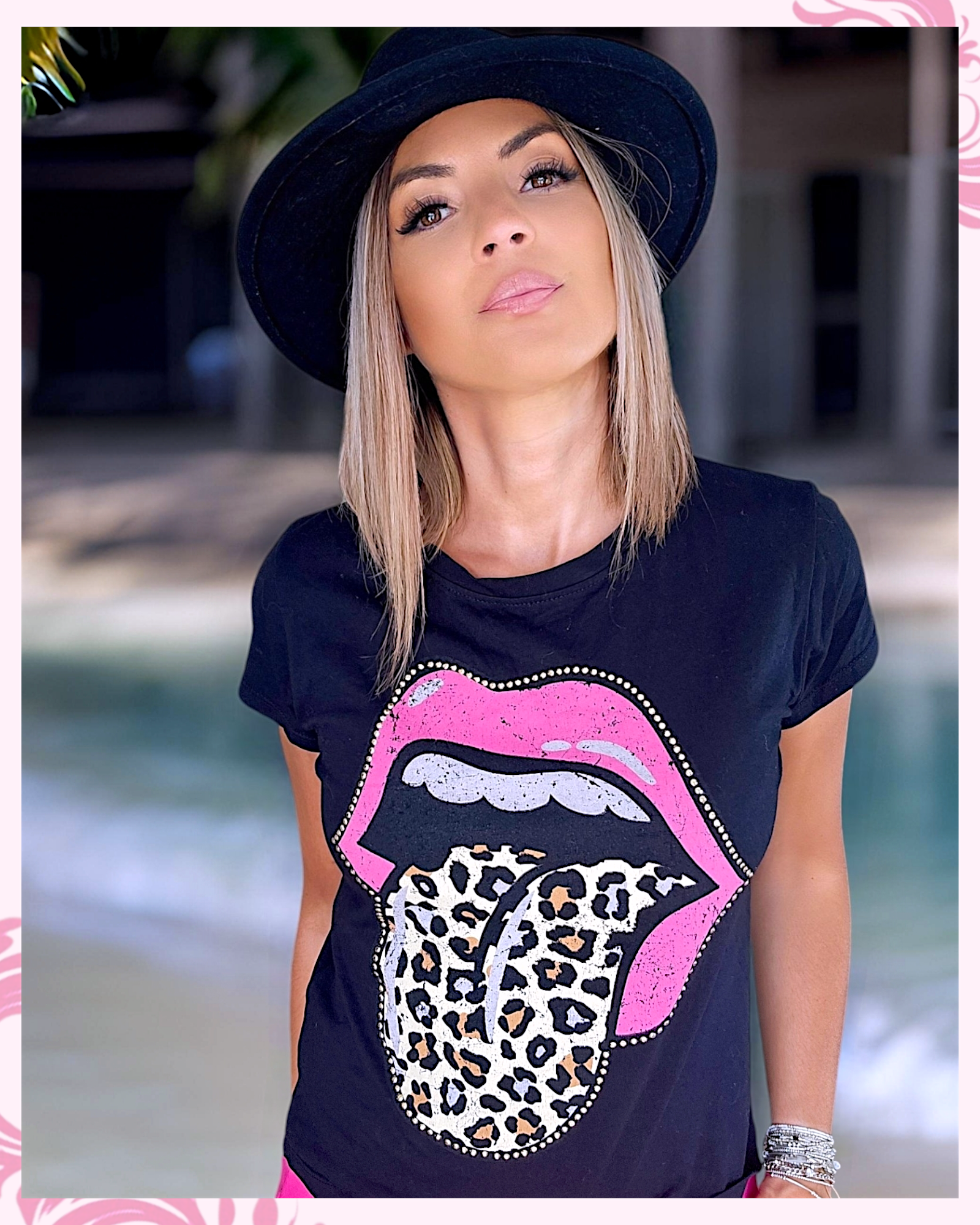 Tee-shirt rock noir - 𝐌𝐚𝐫𝐢𝐧𝐚𝟒𝟒𝐟𝐚𝐦𝐢𝐥𝐲
