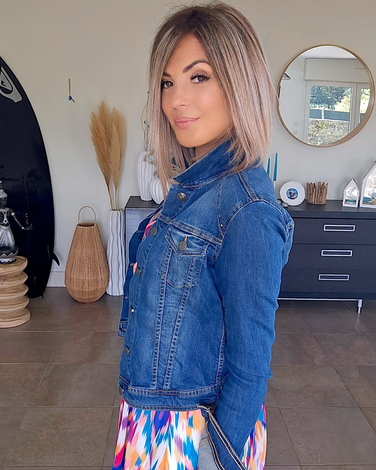 Veste cloutés en denim - 𝐌𝐚𝐫𝐢𝐧𝐚𝟒𝟒𝐟𝐚𝐦𝐢𝐥𝐲