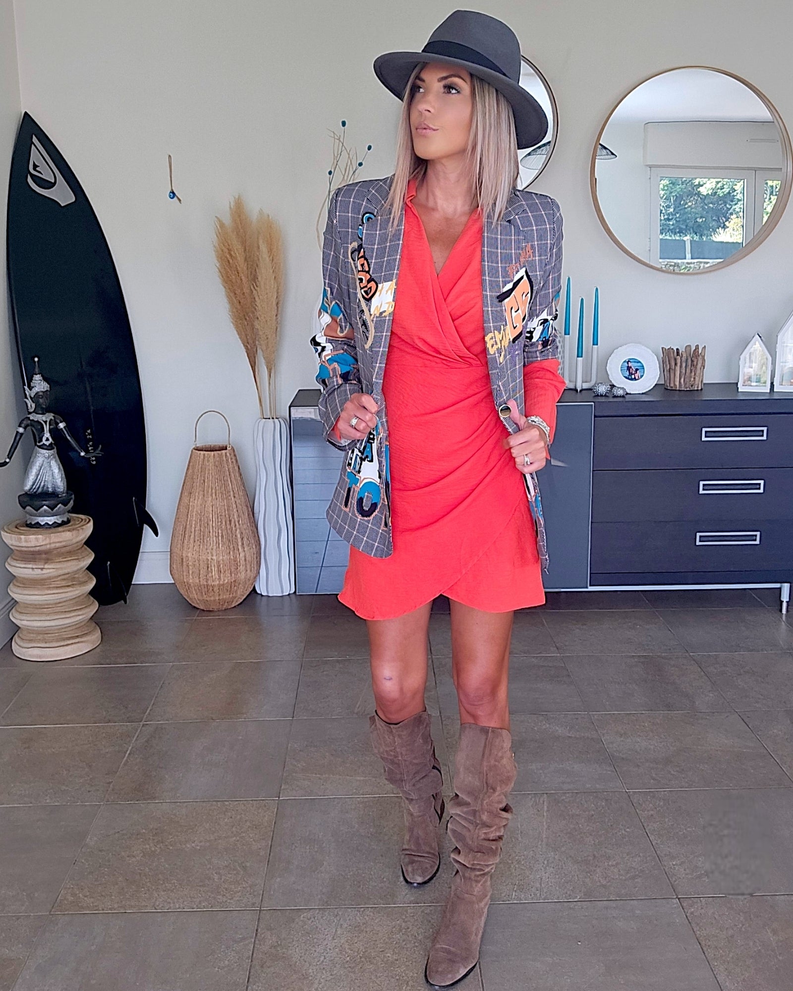 Robe chic rouge corail - 𝐌𝐚𝐫𝐢𝐧𝐚𝟒𝟒𝐟𝐚𝐦𝐢𝐥𝐲