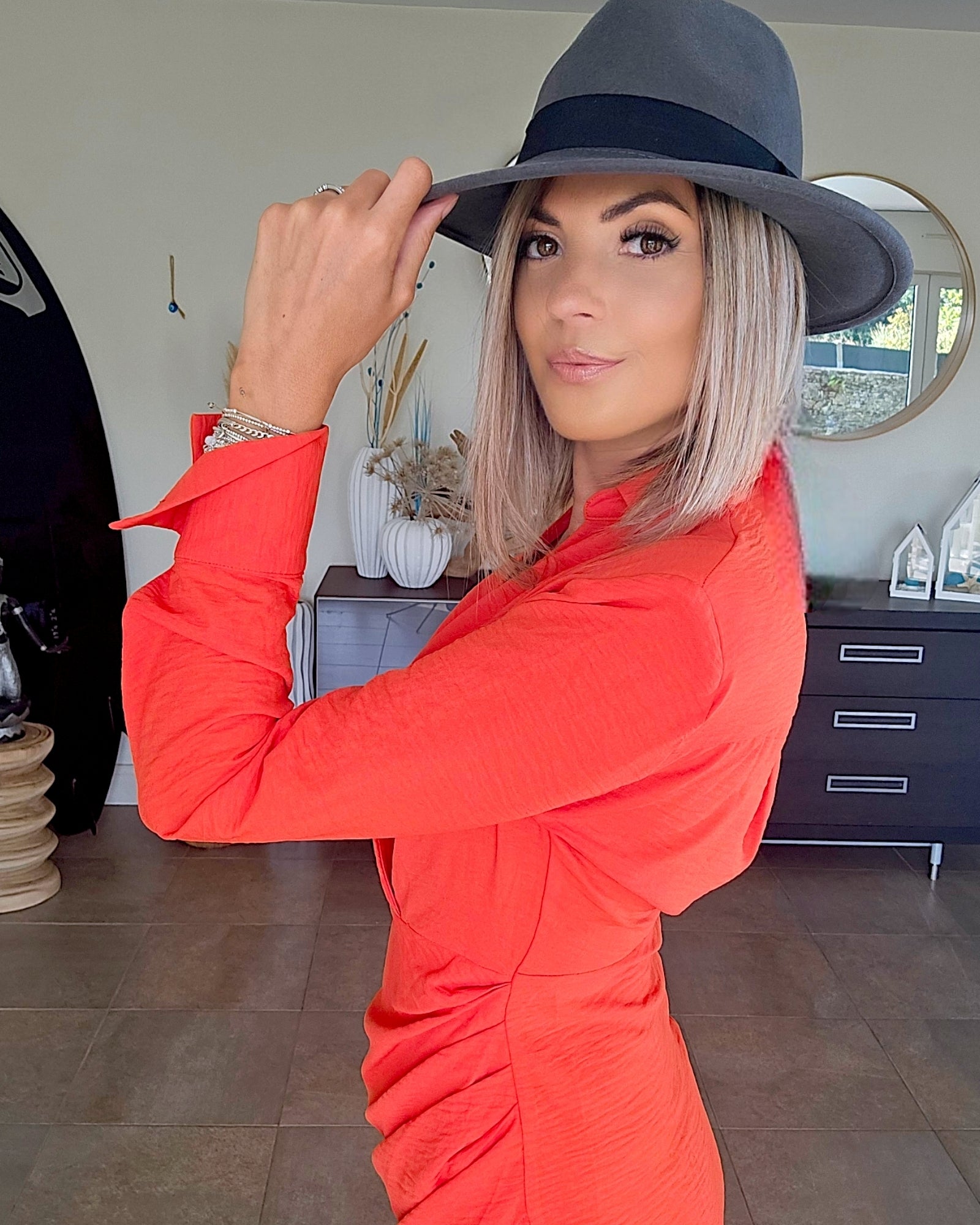 Robe chic rouge corail - 𝐌𝐚𝐫𝐢𝐧𝐚𝟒𝟒𝐟𝐚𝐦𝐢𝐥𝐲