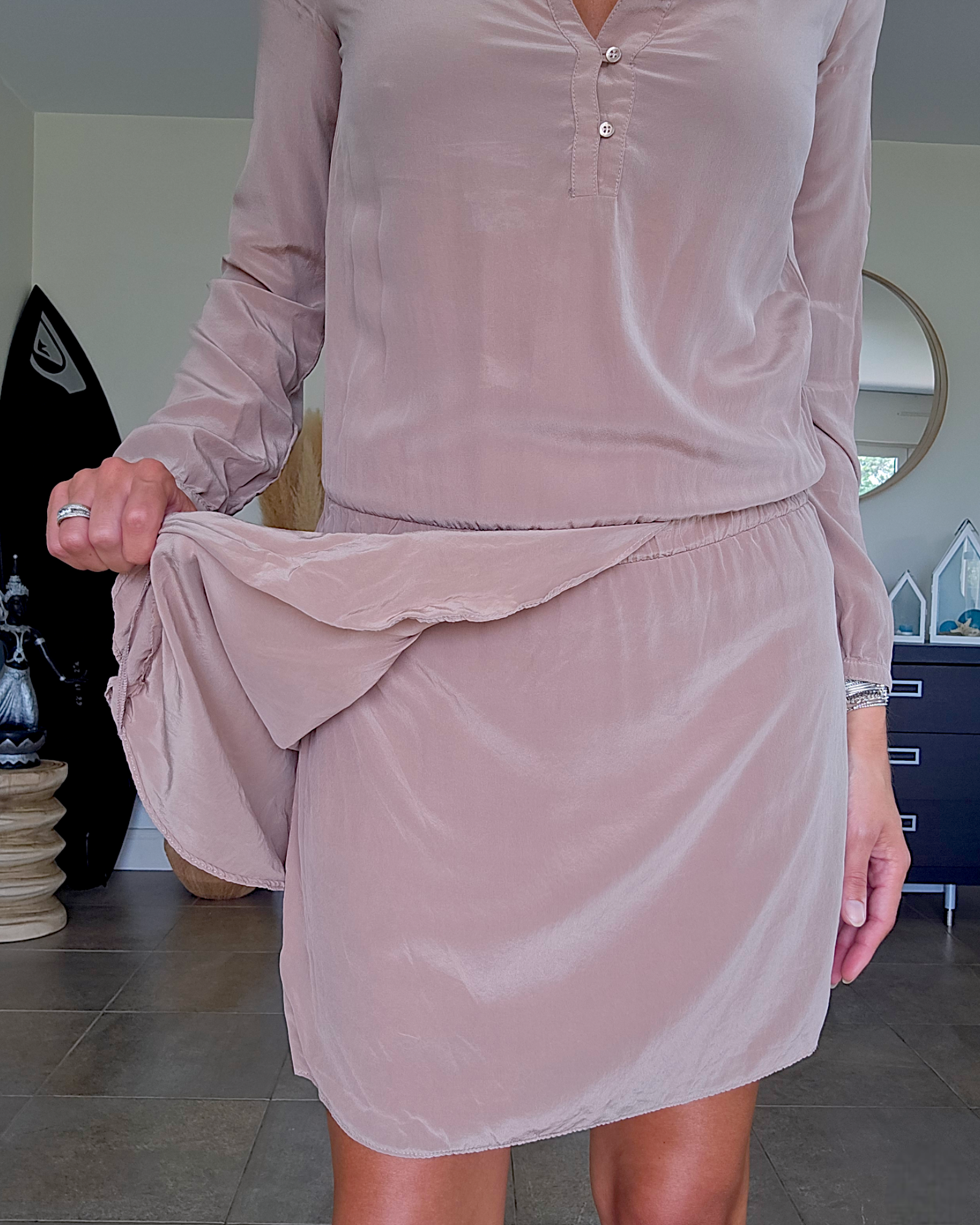 Robe soie beige - 𝐌𝐚𝐫𝐢𝐧𝐚𝟒𝟒𝐟𝐚𝐦𝐢𝐥𝐲