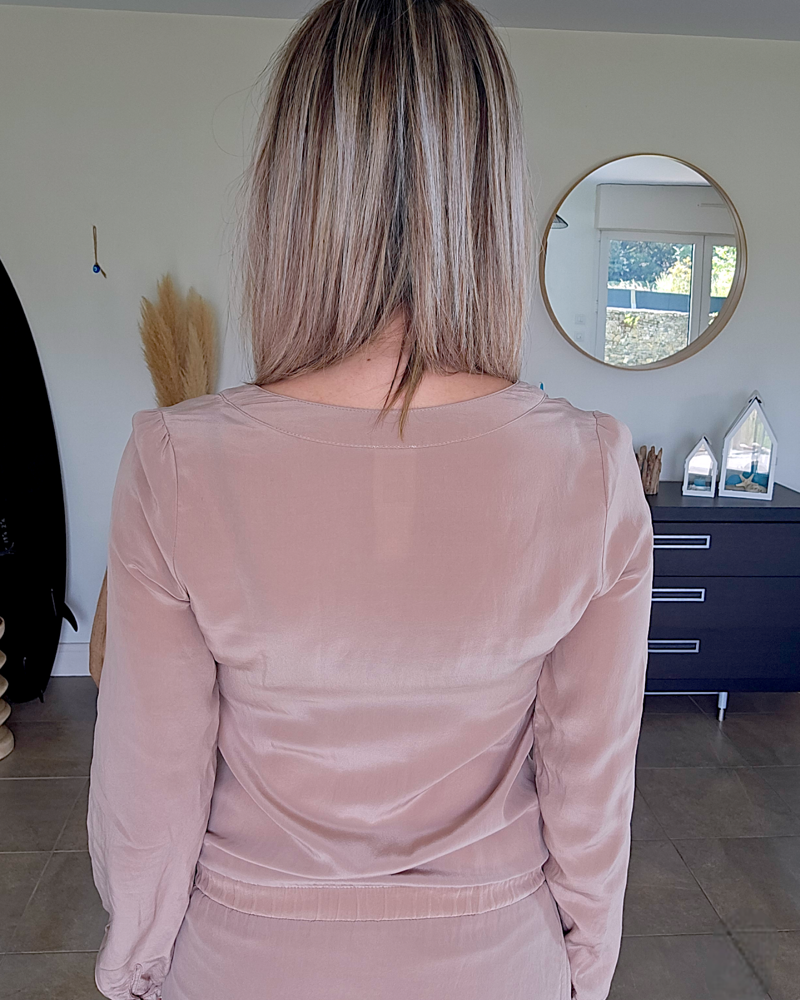 Robe soie beige - 𝐌𝐚𝐫𝐢𝐧𝐚𝟒𝟒𝐟𝐚𝐦𝐢𝐥𝐲