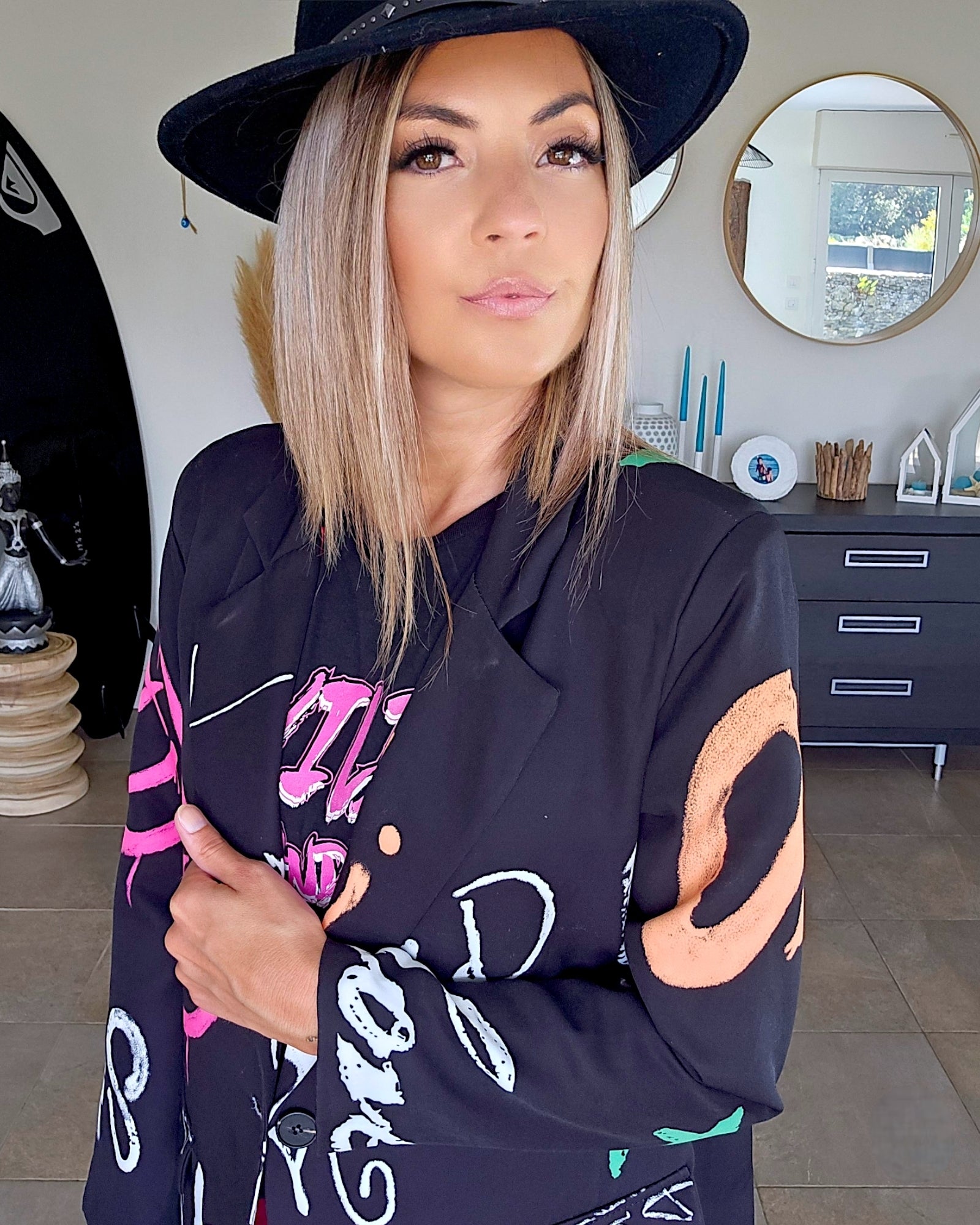 Veste à tag noire - 𝐌𝐚𝐫𝐢𝐧𝐚𝟒𝟒𝐟𝐚𝐦𝐢𝐥𝐲