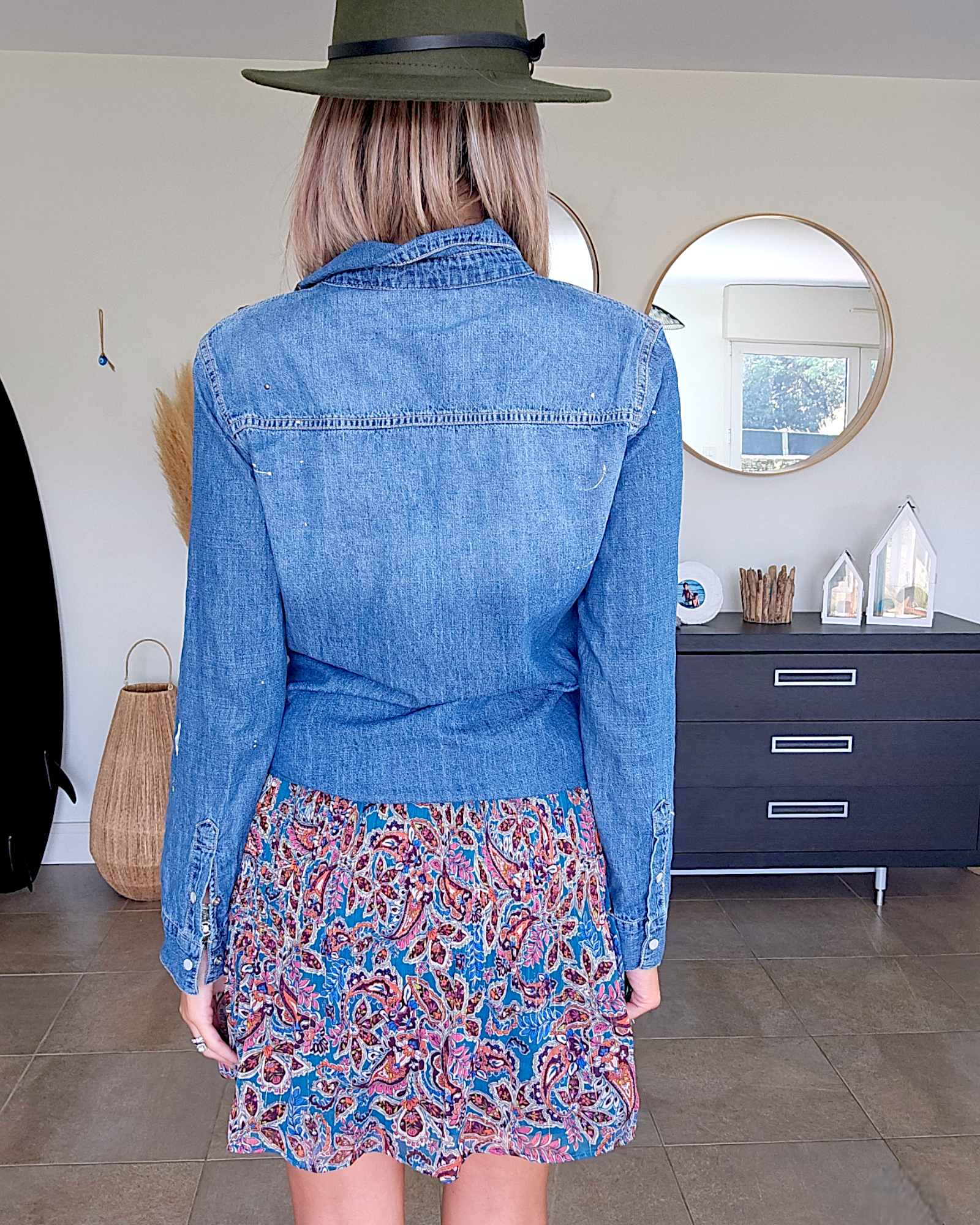 Chemise cloutées en denim - 𝐌𝐚𝐫𝐢𝐧𝐚𝟒𝟒𝐟𝐚𝐦𝐢𝐥𝐲