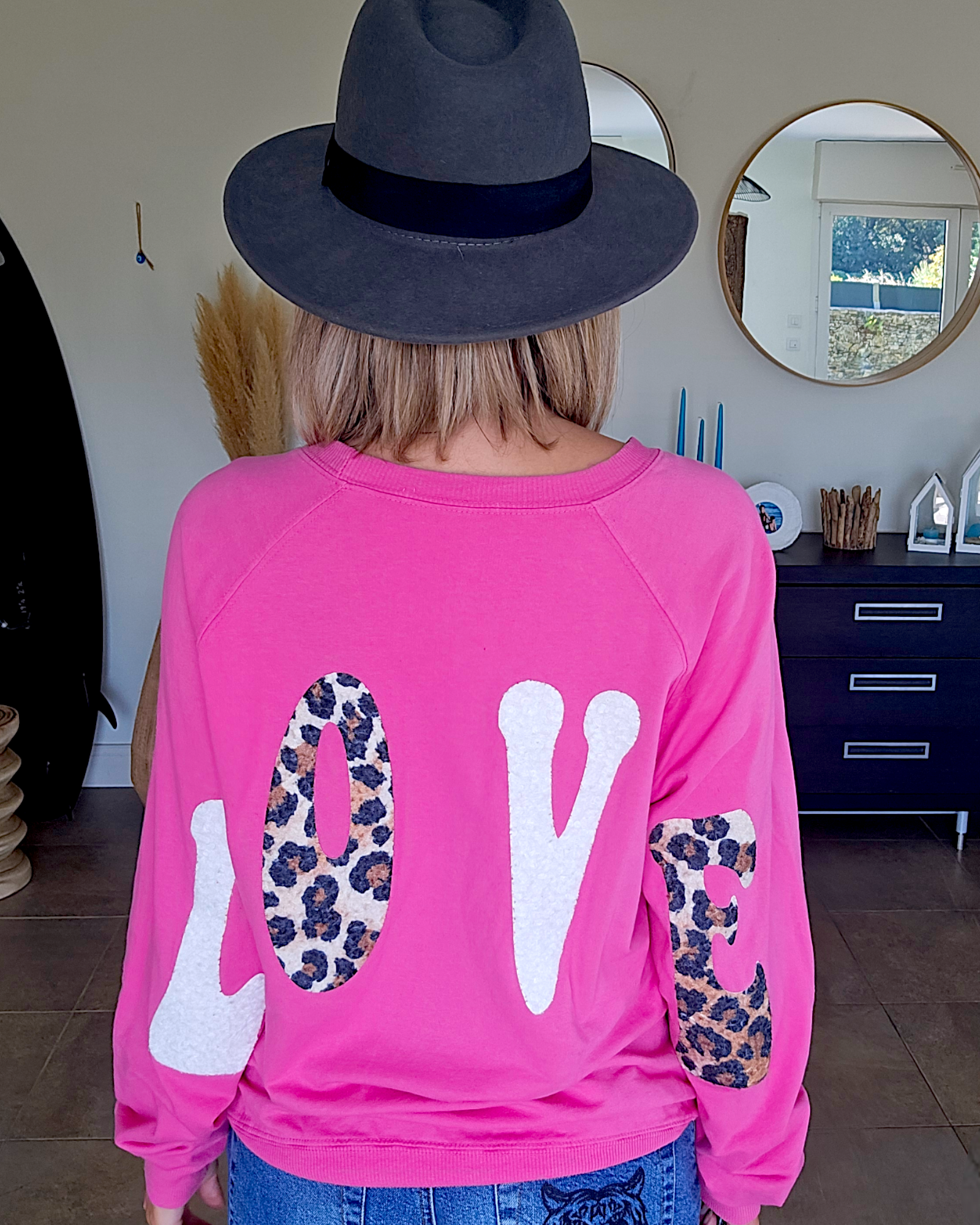 Sweat LOVE fuchsia - 𝐌𝐚𝐫𝐢𝐧𝐚𝟒𝟒𝐟𝐚𝐦𝐢𝐥𝐲