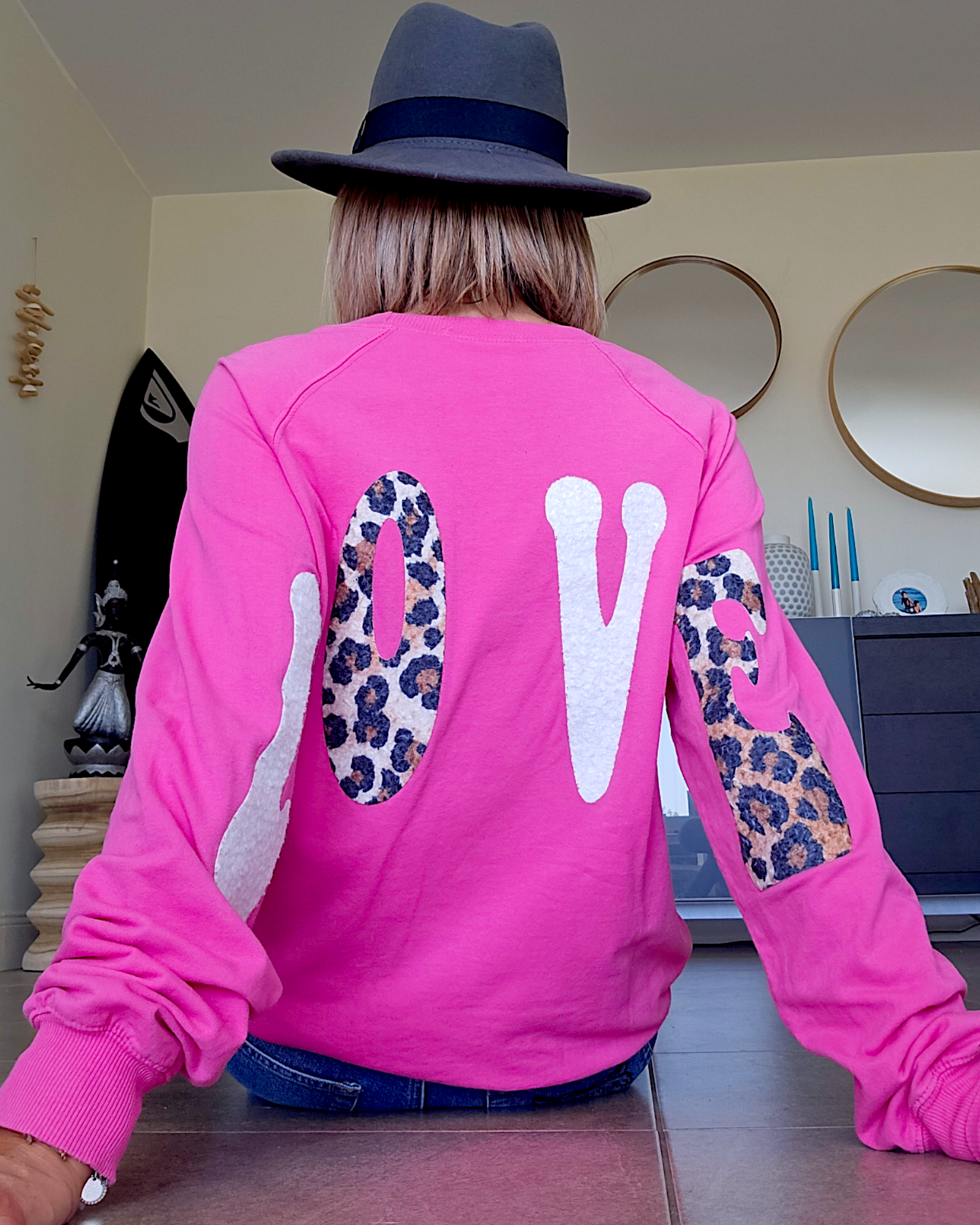Sweat LOVE fuchsia - 𝐌𝐚𝐫𝐢𝐧𝐚𝟒𝟒𝐟𝐚𝐦𝐢𝐥𝐲