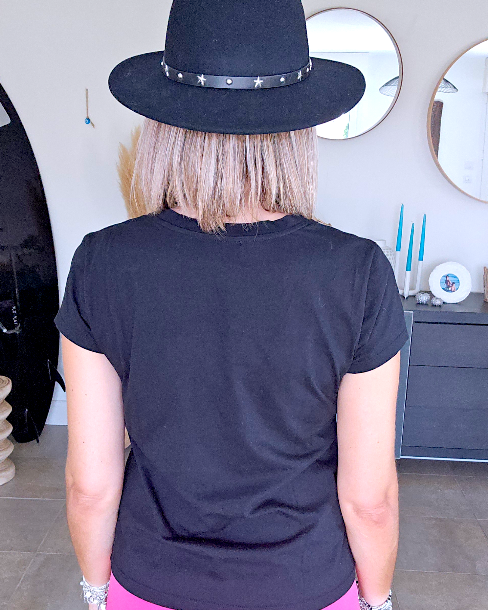 Tee-shirt rock noir - 𝐌𝐚𝐫𝐢𝐧𝐚𝟒𝟒𝐟𝐚𝐦𝐢𝐥𝐲