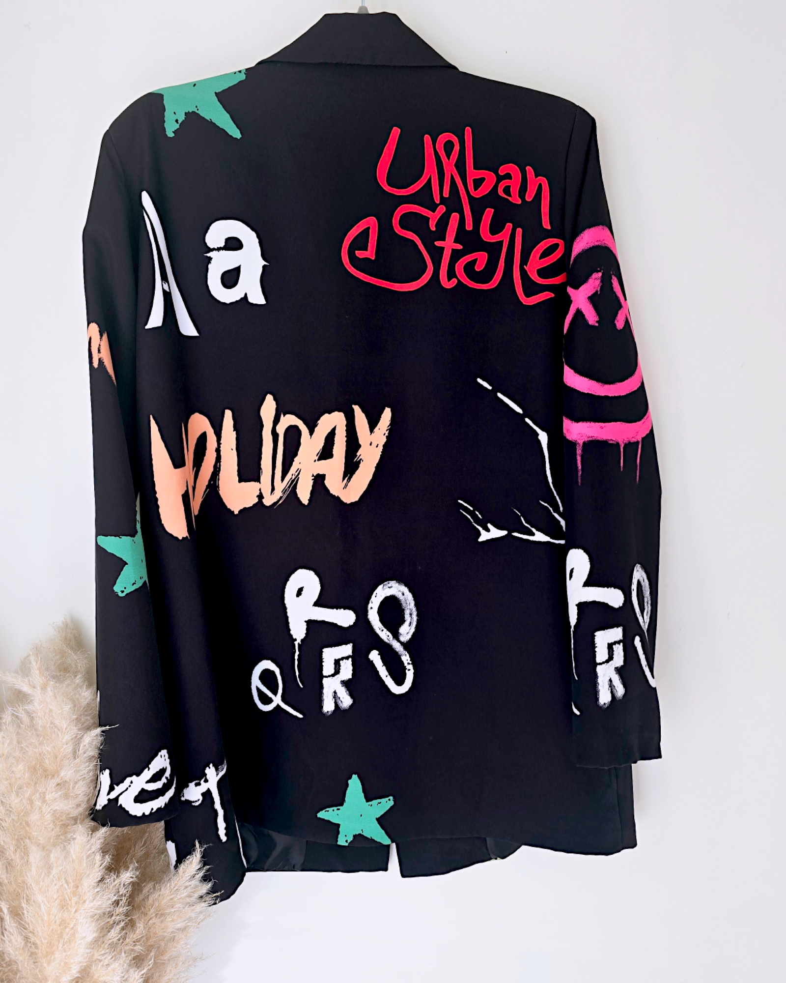 Veste à tag noire - 𝐌𝐚𝐫𝐢𝐧𝐚𝟒𝟒𝐟𝐚𝐦𝐢𝐥𝐲