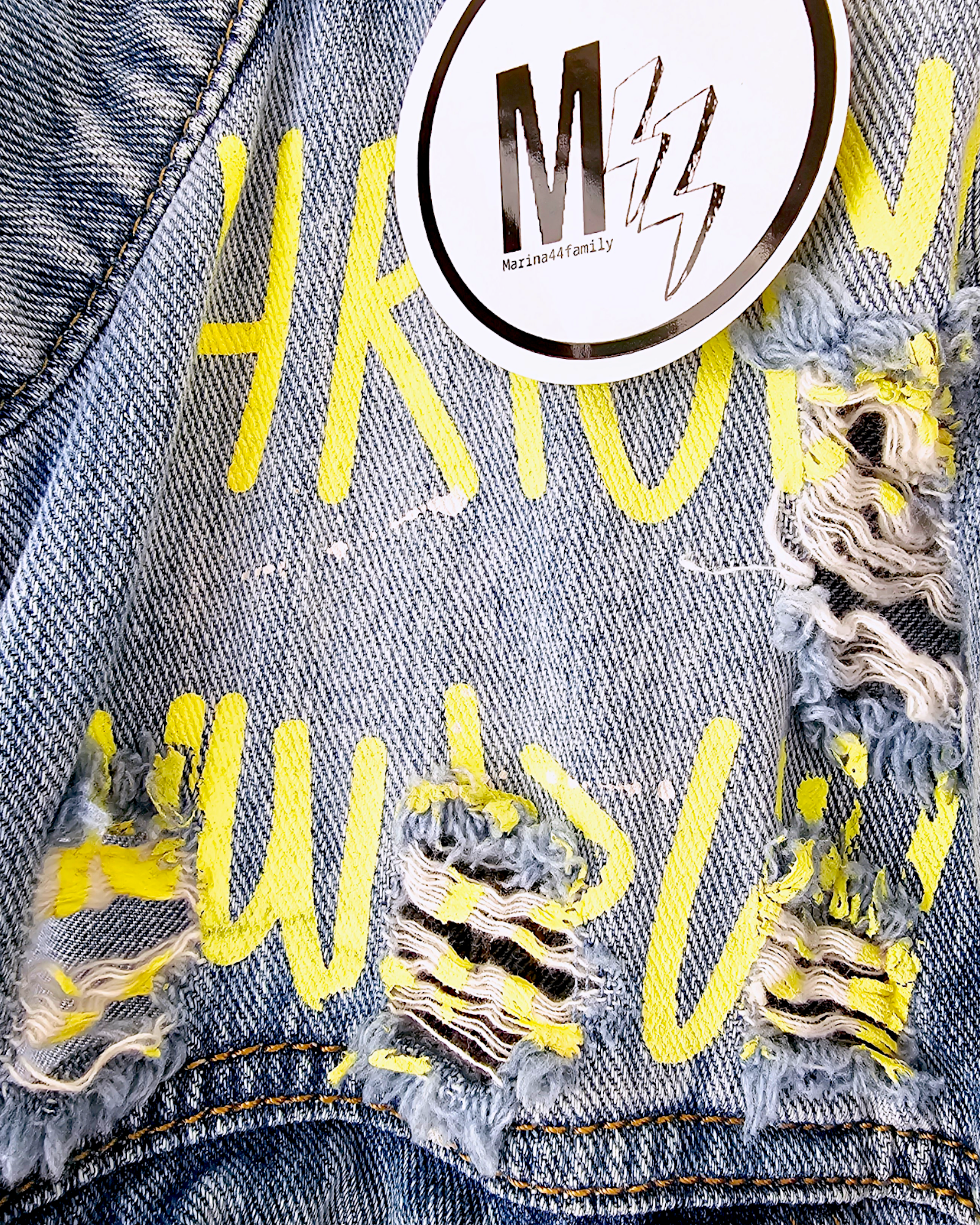 Veste tag en denim - 𝐌𝐚𝐫𝐢𝐧𝐚𝟒𝟒𝐟𝐚𝐦𝐢𝐥𝐲