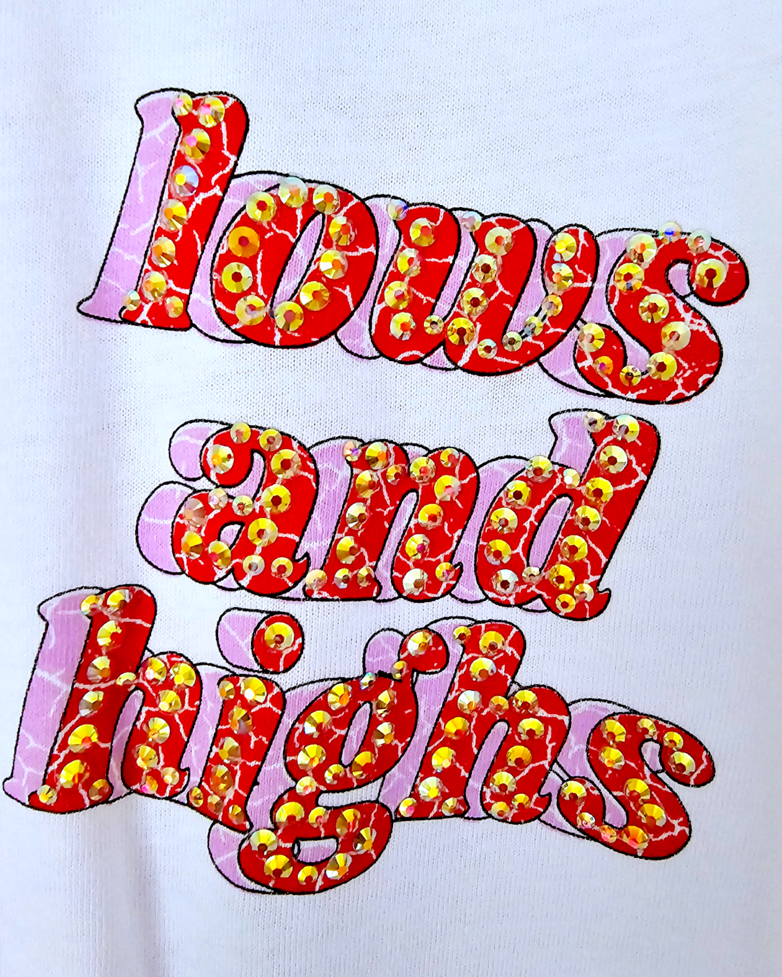 Tee-shirt blanc à tag - 𝐌𝐚𝐫𝐢𝐧𝐚𝟒𝟒𝐟𝐚𝐦𝐢𝐥𝐲