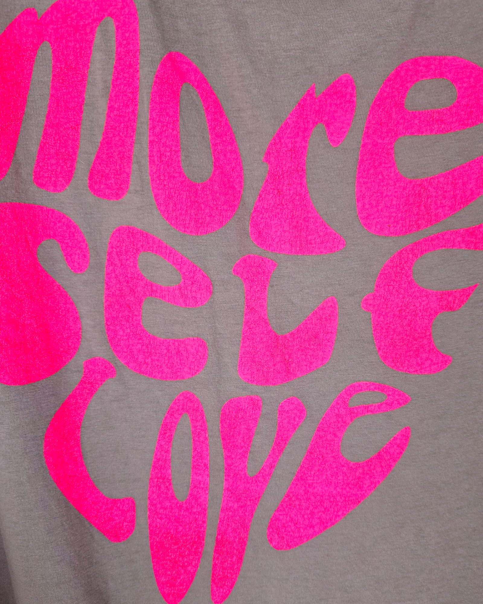 Tee-shirt à tag kaki - 𝐌𝐚𝐫𝐢𝐧𝐚𝟒𝟒𝐟𝐚𝐦𝐢𝐥𝐲