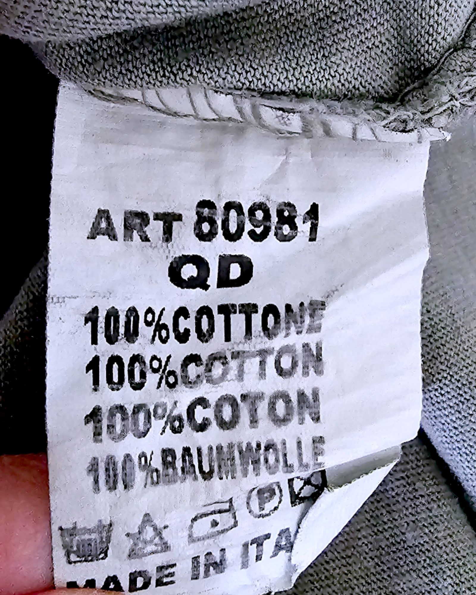 Tee-shirt à tag kaki - 𝐌𝐚𝐫𝐢𝐧𝐚𝟒𝟒𝐟𝐚𝐦𝐢𝐥𝐲