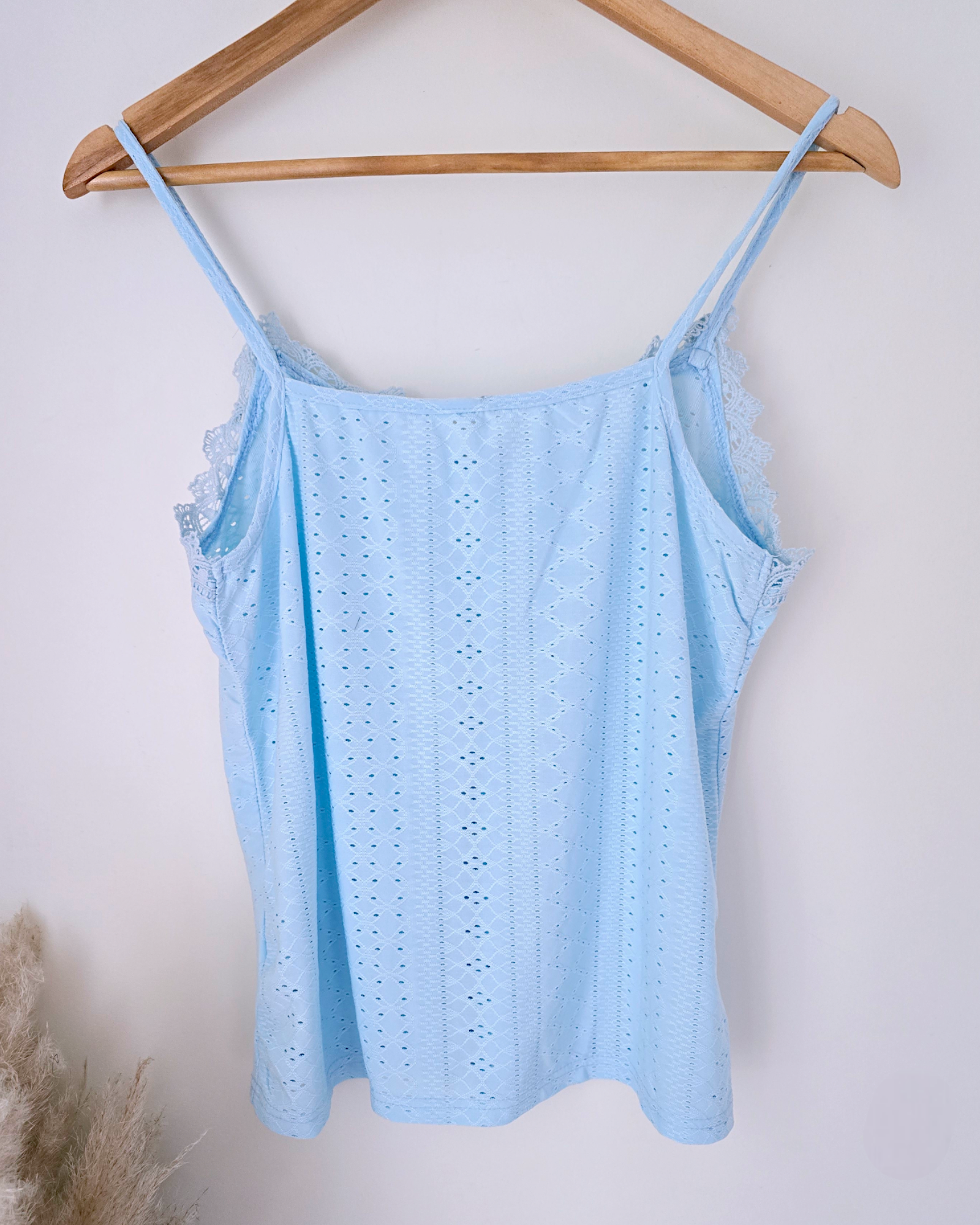Débardeur bleu ciel - 𝐌𝐚𝐫𝐢𝐧𝐚𝟒𝟒𝐟𝐚𝐦𝐢𝐥𝐲