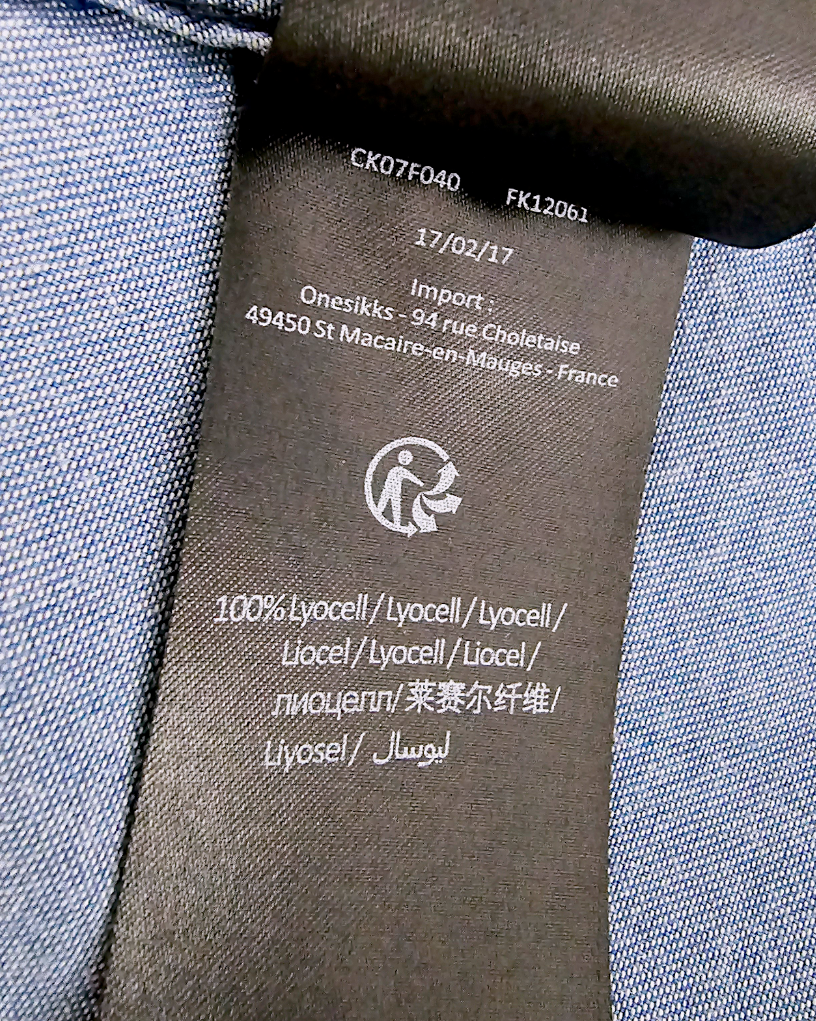 Chemise bleue - 𝐌𝐚𝐫𝐢𝐧𝐚𝟒𝟒𝐟𝐚𝐦𝐢𝐥𝐲