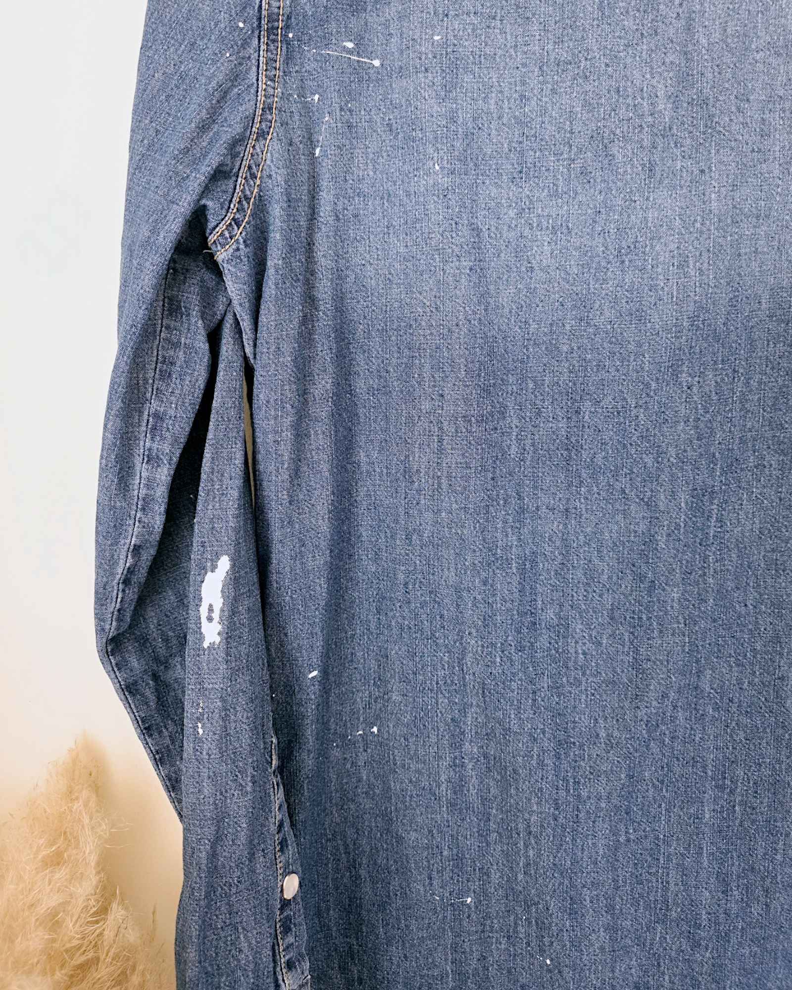 Chemise cloutées en denim - 𝐌𝐚𝐫𝐢𝐧𝐚𝟒𝟒𝐟𝐚𝐦𝐢𝐥𝐲