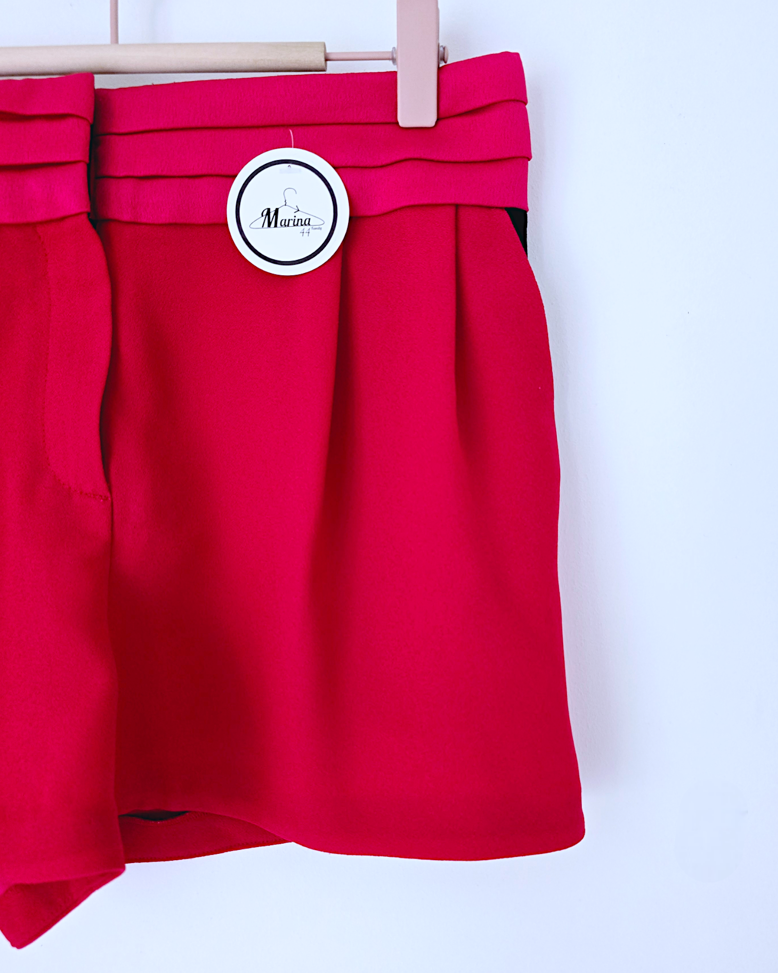 Short chic fuchsia - 𝐌𝐚𝐫𝐢𝐧𝐚𝟒𝟒𝐟𝐚𝐦𝐢𝐥𝐲