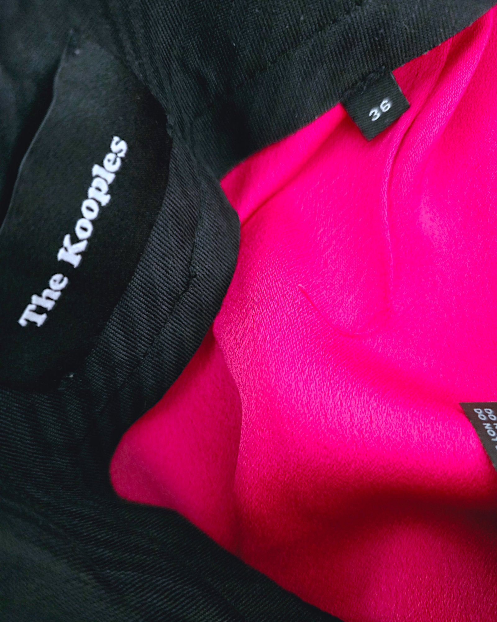 Short chic fuchsia - 𝐌𝐚𝐫𝐢𝐧𝐚𝟒𝟒𝐟𝐚𝐦𝐢𝐥𝐲
