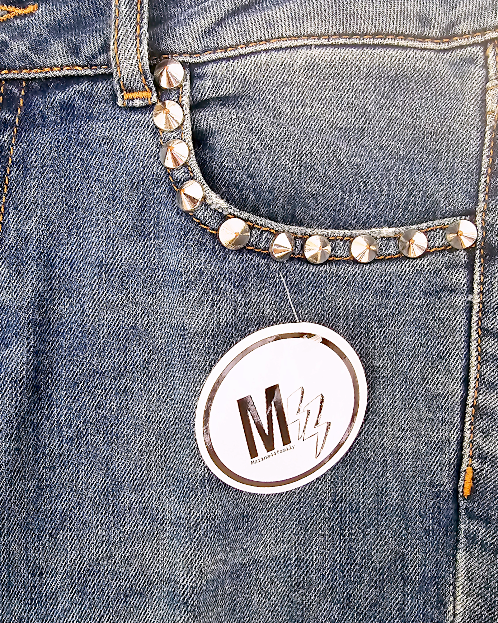 🔥Jean Eva use bleu - 𝐌𝐚𝐫𝐢𝐧𝐚𝟒𝟒𝐟𝐚𝐦𝐢𝐥𝐲