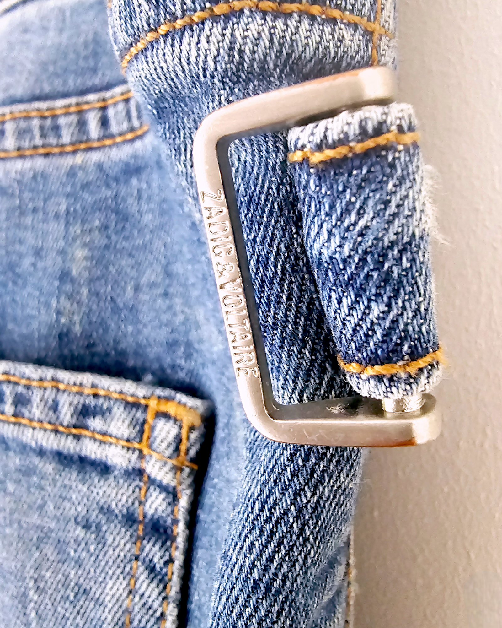🔥Jean Eva use bleu - 𝐌𝐚𝐫𝐢𝐧𝐚𝟒𝟒𝐟𝐚𝐦𝐢𝐥𝐲