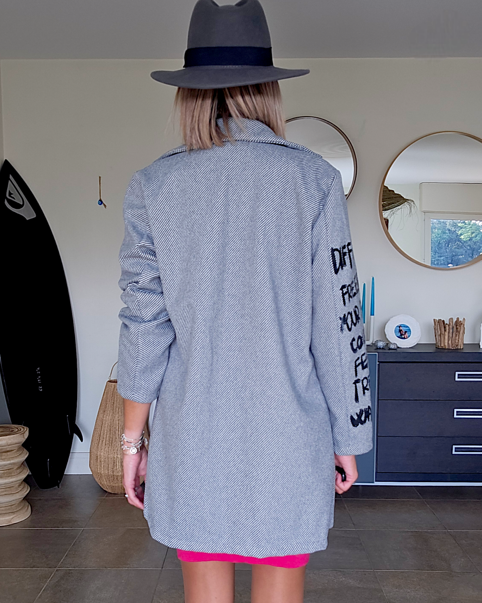 Manteau mi-saison à tag