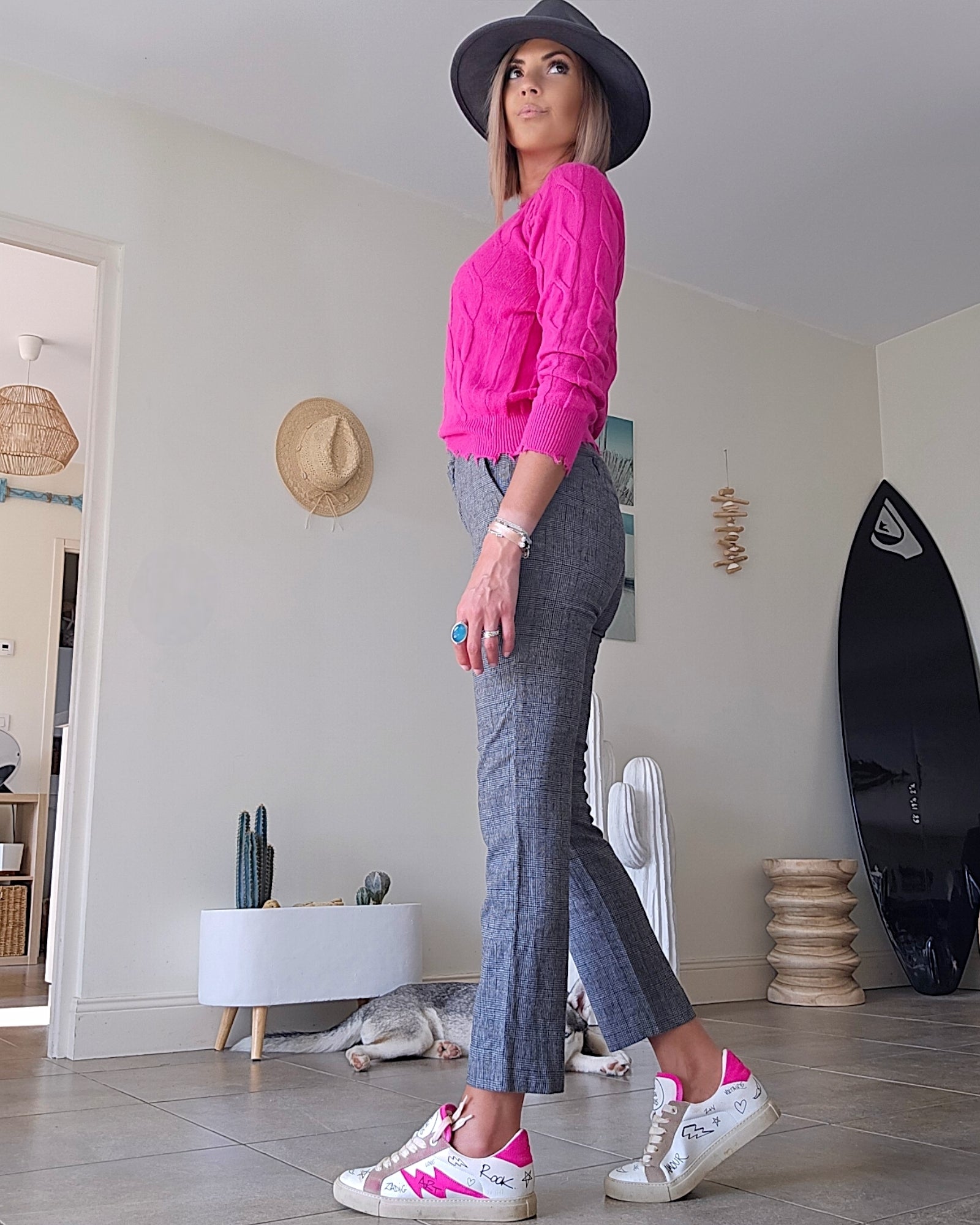 Pull torsadé fuchsia