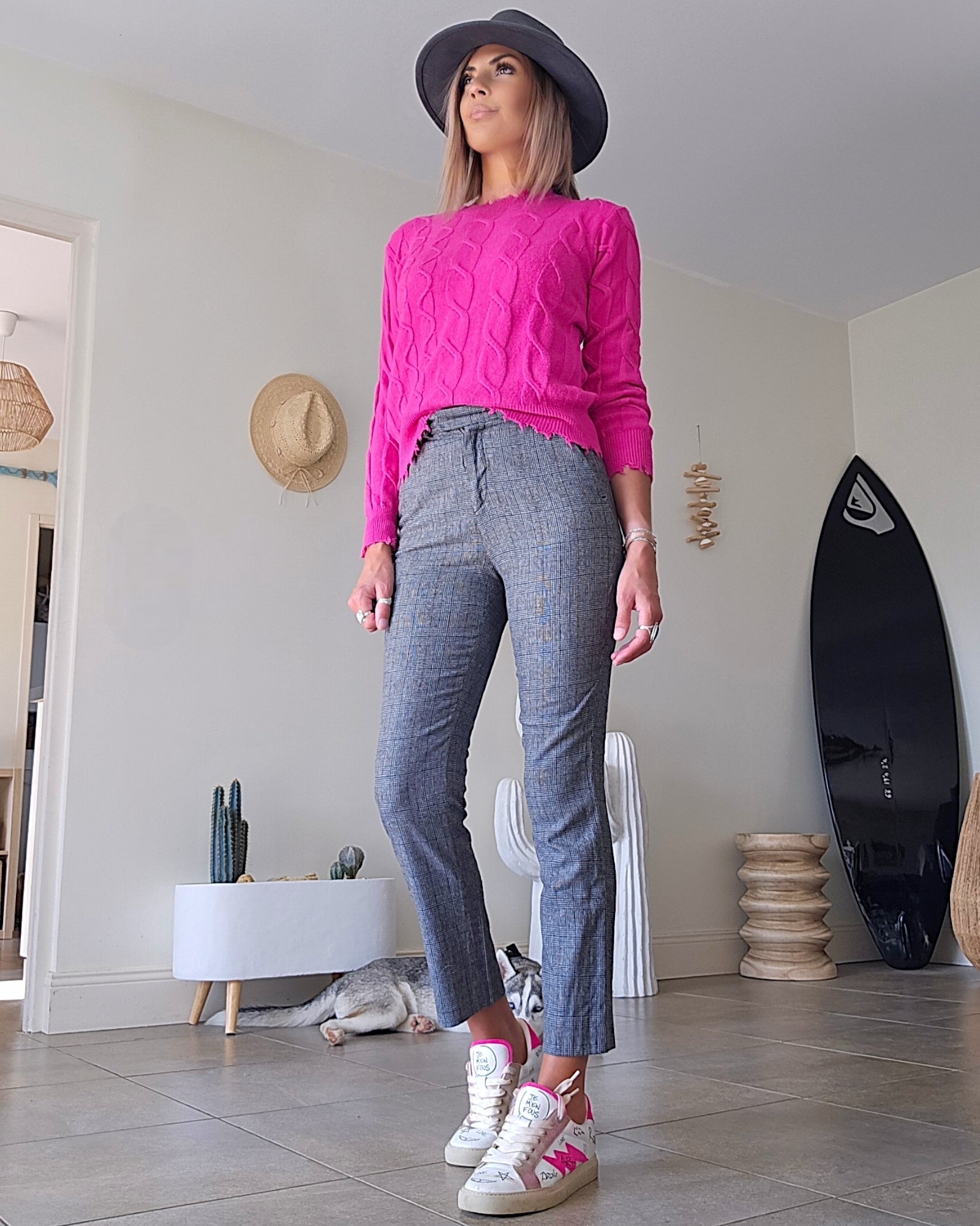 Pull torsadé fuchsia