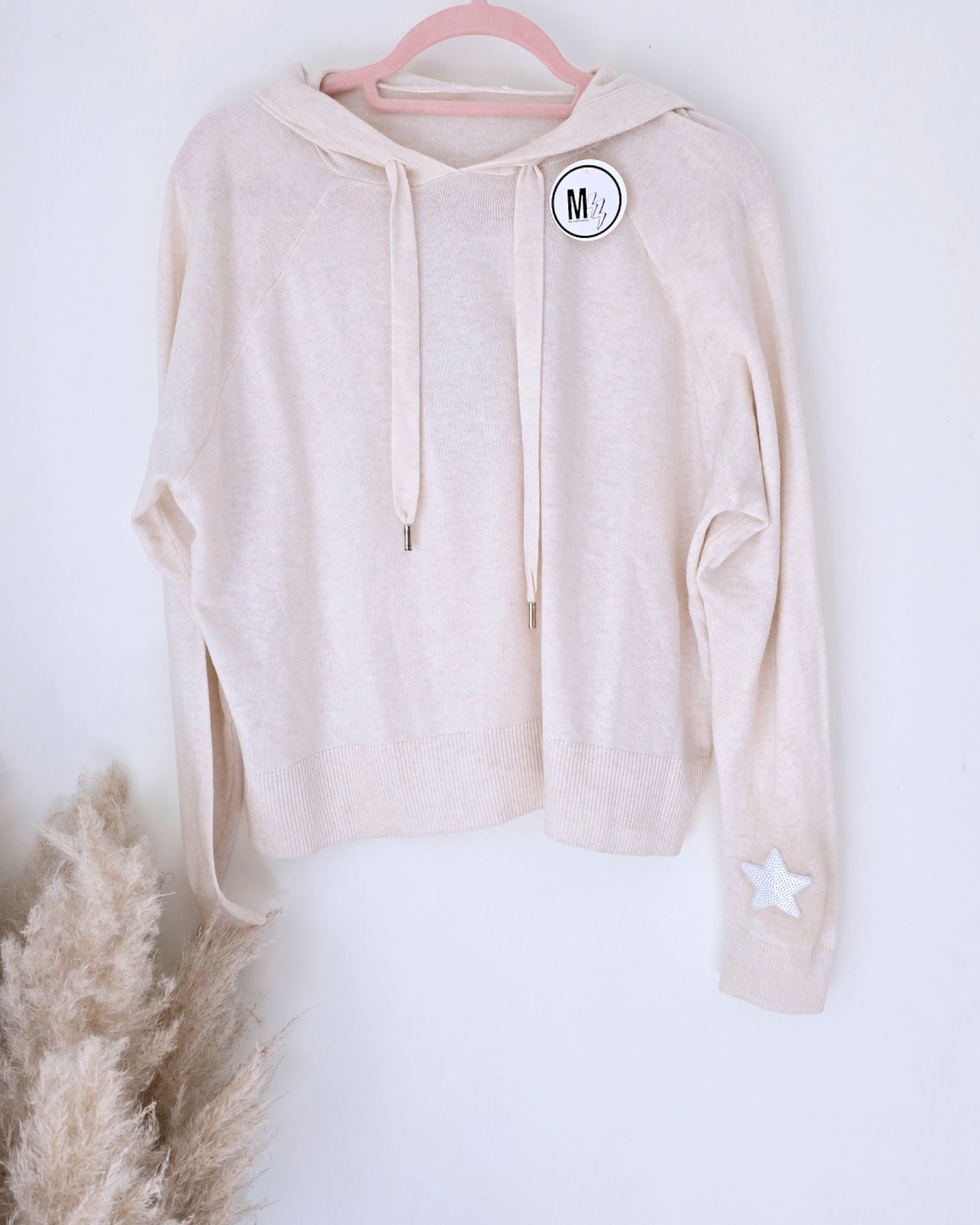 Pull a capuche écru