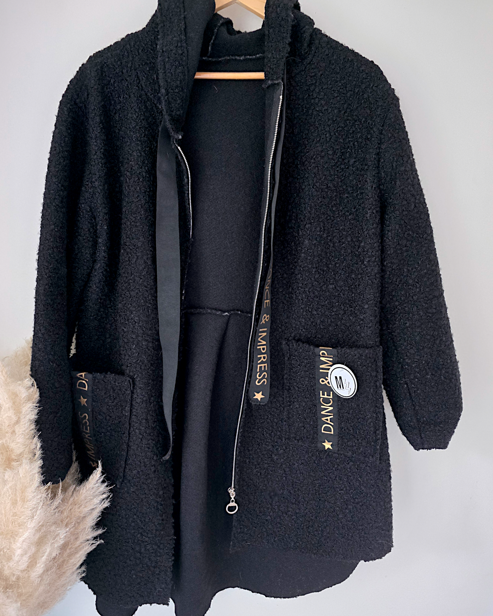 Manteau noir mi-saison