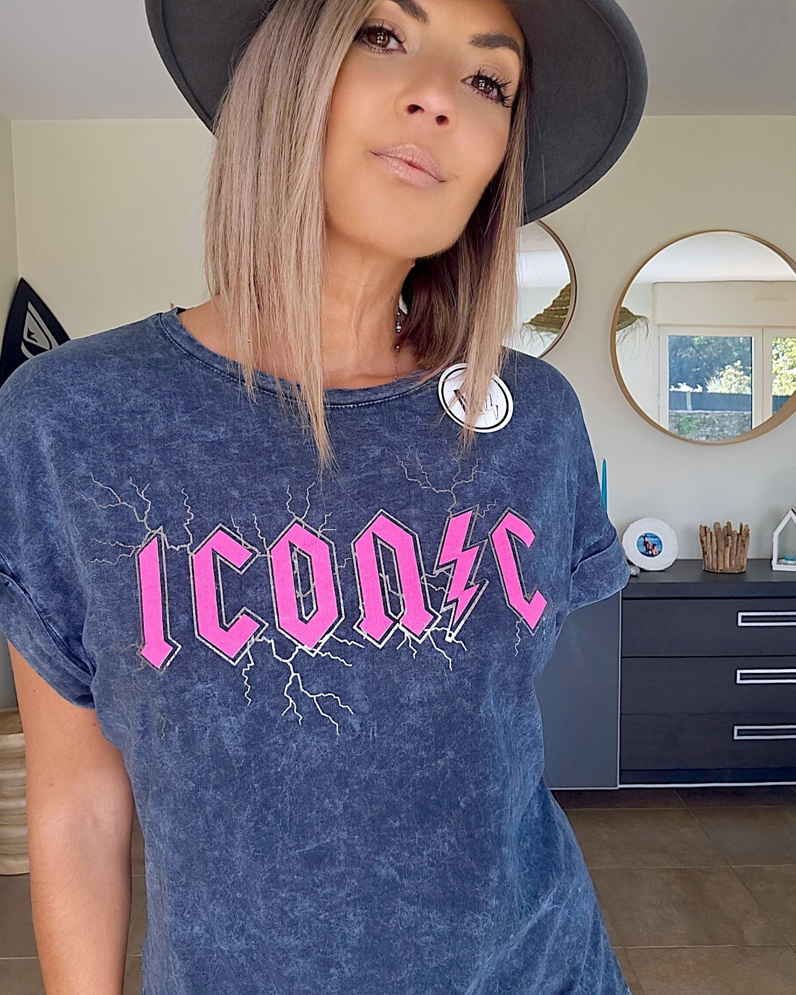 Tee-shirt Icon↯c - 𝐌𝐚𝐫𝐢𝐧𝐚𝟒𝟒𝐟𝐚𝐦𝐢𝐥𝐲