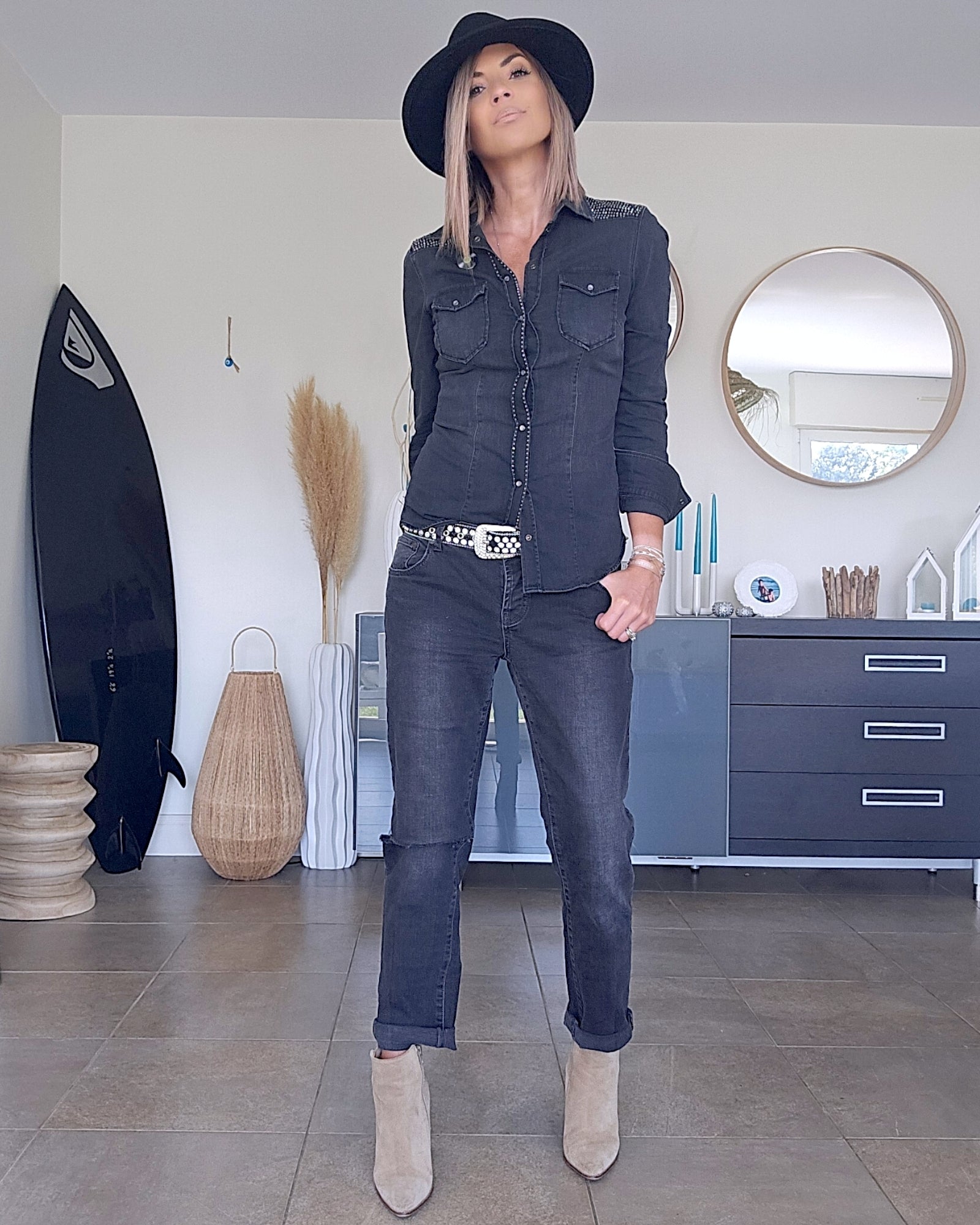 Chemise noire en denim