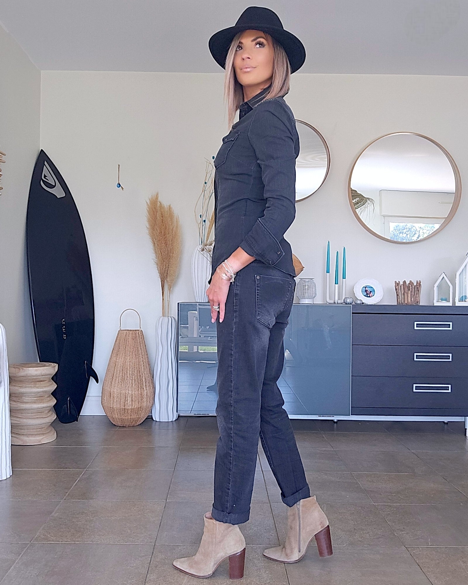 Chemise noire en denim