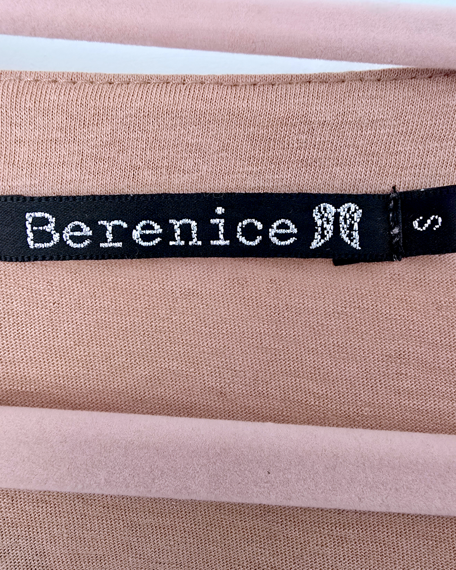 Tee-shirt encolure en V