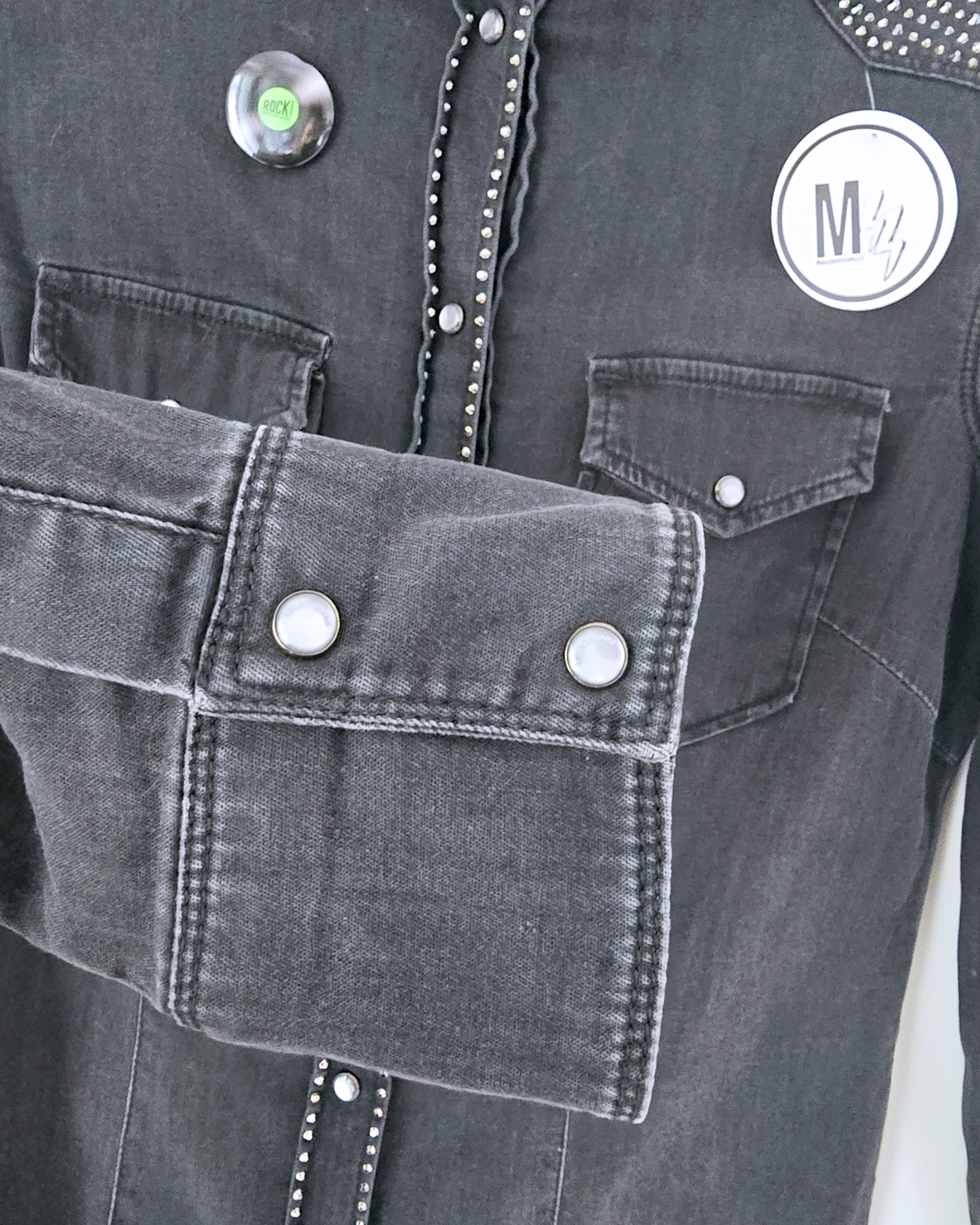 Chemise noire en denim