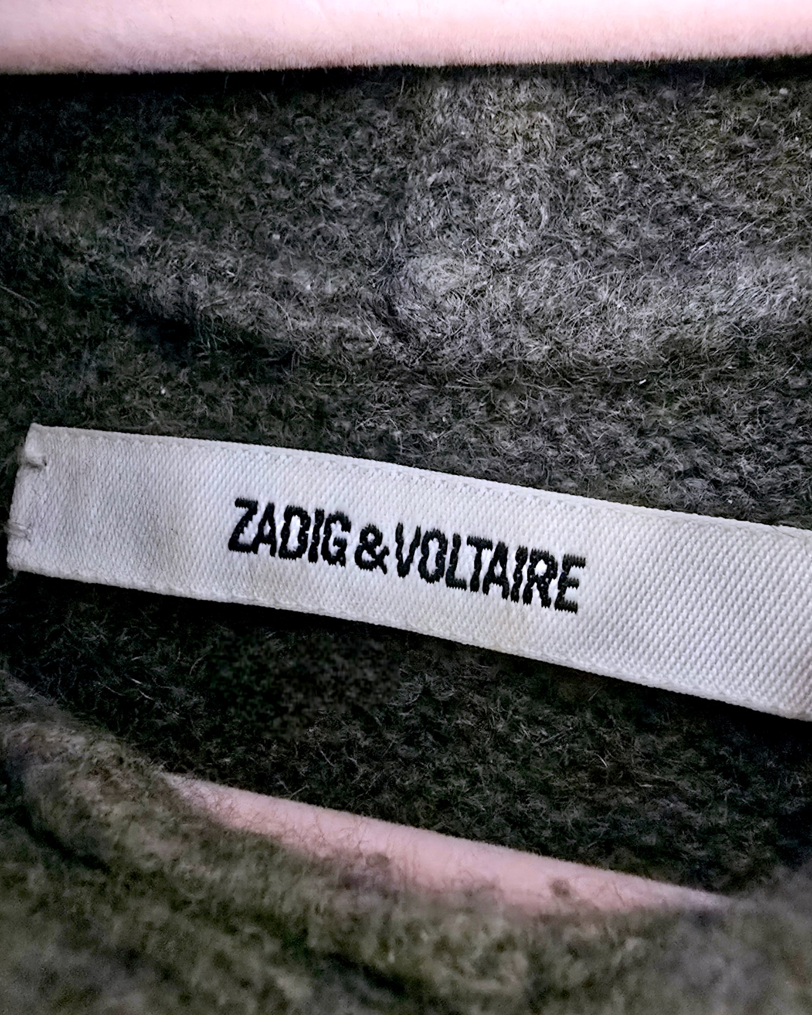 Pull cachemire à capuche