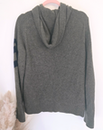 Pull cachemire à capuche